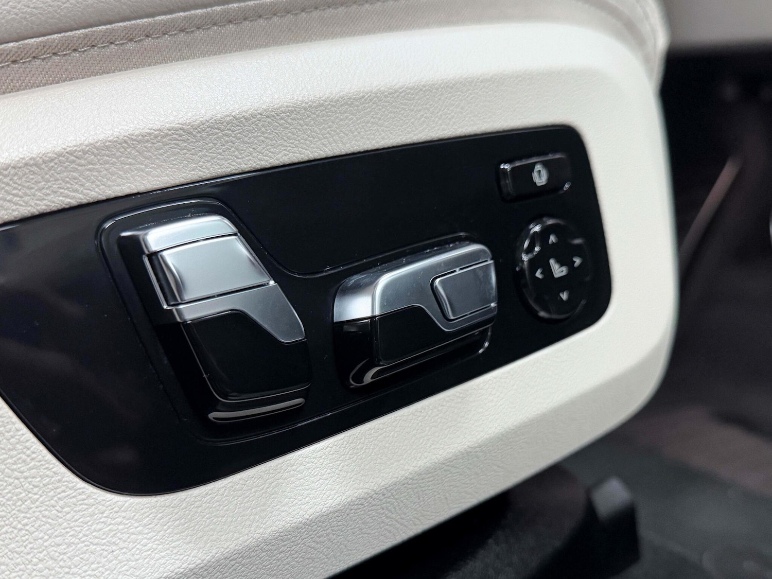 Used BMW X7 2022 for sale - 76043110: Photo 24