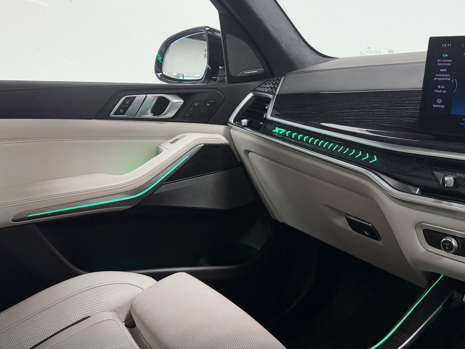 Used BMW X7 2022 for sale - 76043110: Photo 38