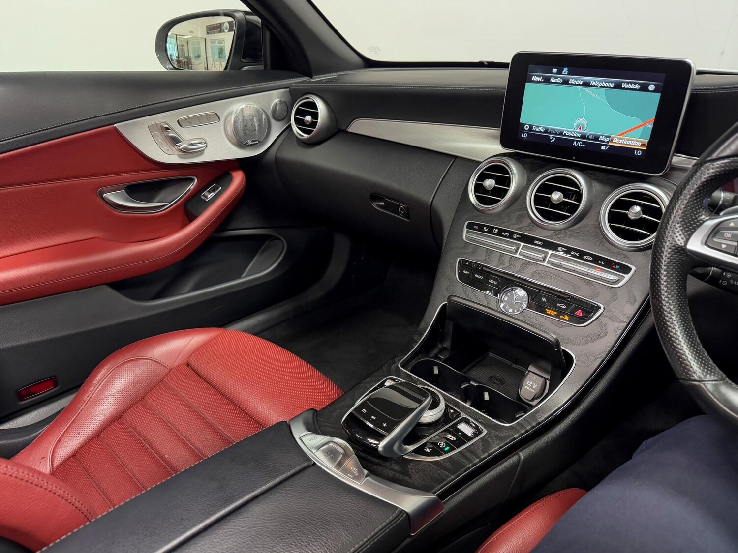 Used Mercedes-Benz C Class 2017 for sale - 76306648: Photo 34