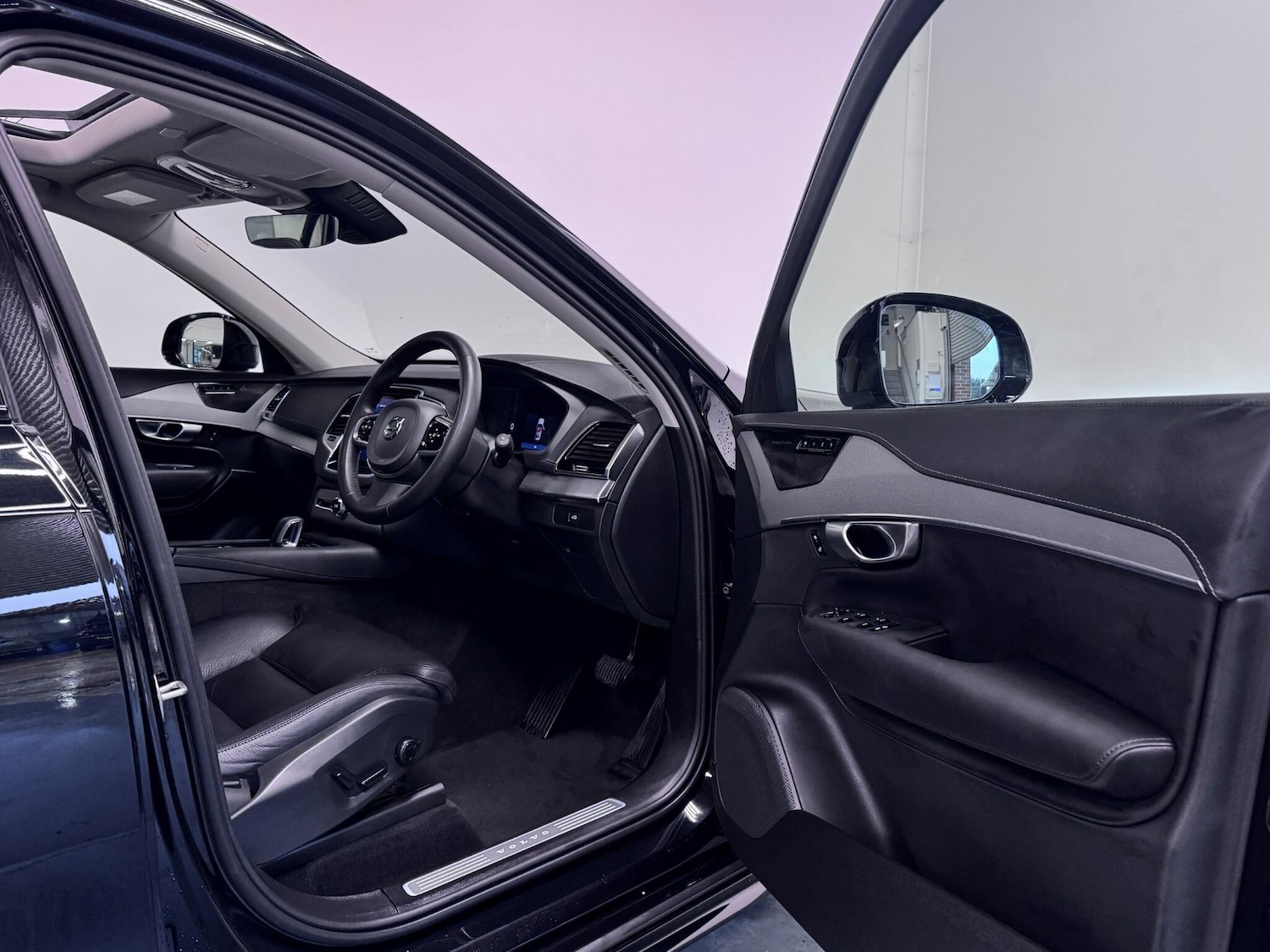 Used Volvo XC90 2023 for sale - 76511784: Photo 16