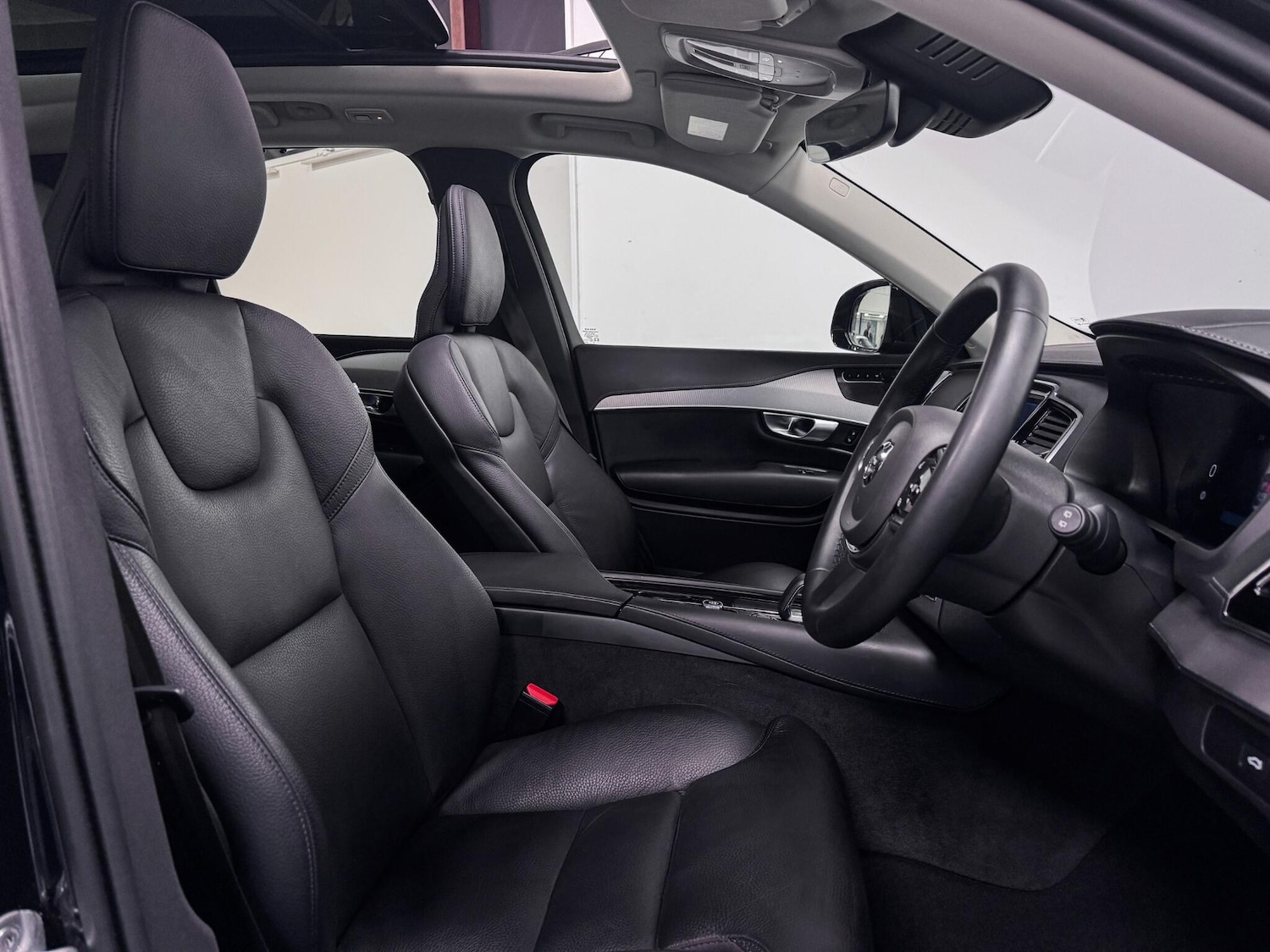 Used Volvo XC90 2023 for sale - 76511784: Photo 24