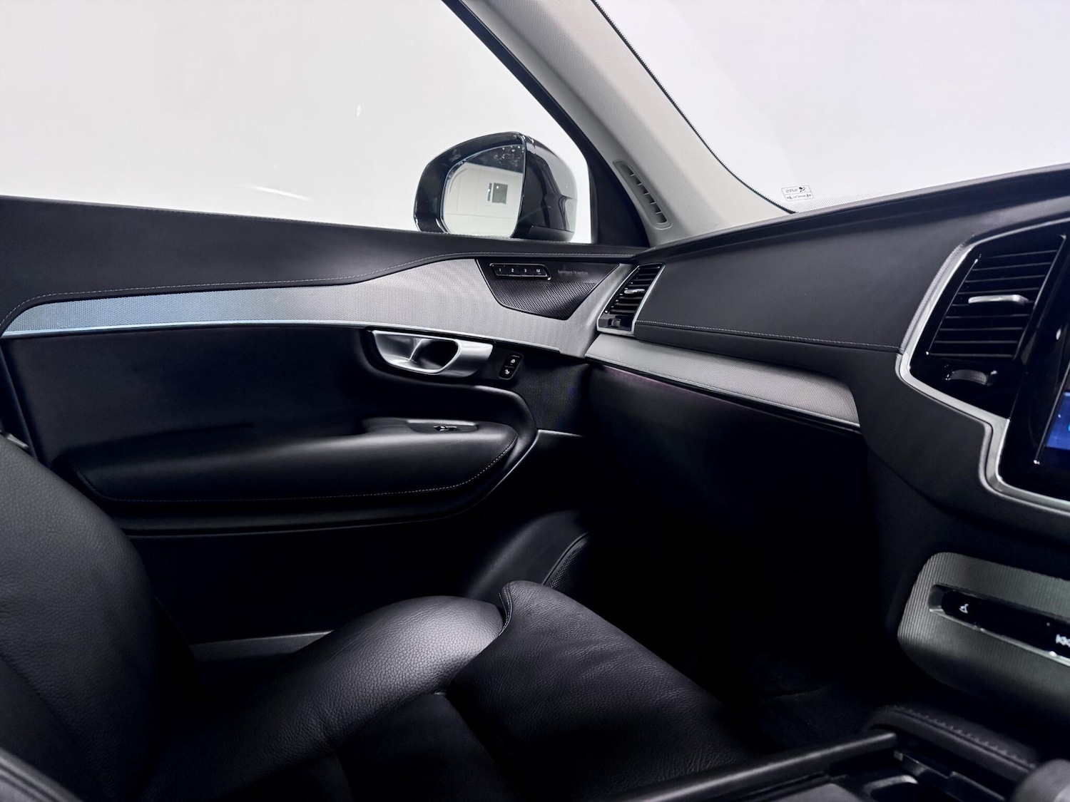 Used Volvo XC90 2023 for sale - 76511784: Photo 31