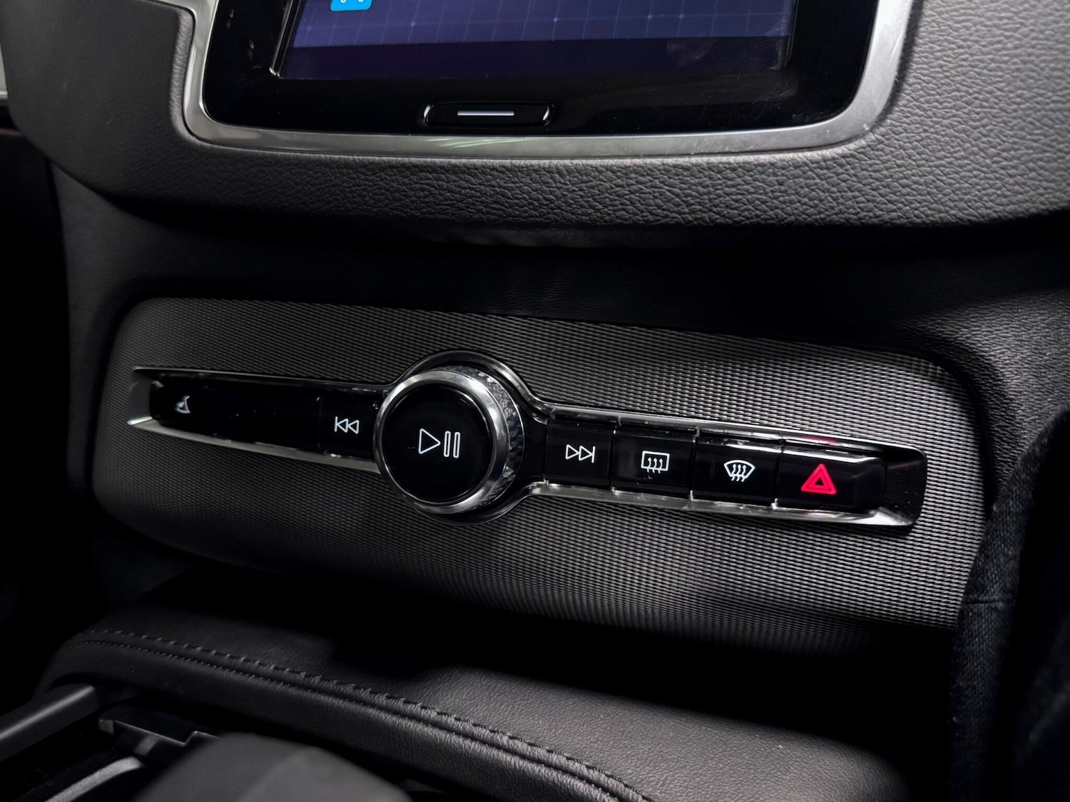 Used Volvo XC90 2023 for sale - 76511784: Photo 37