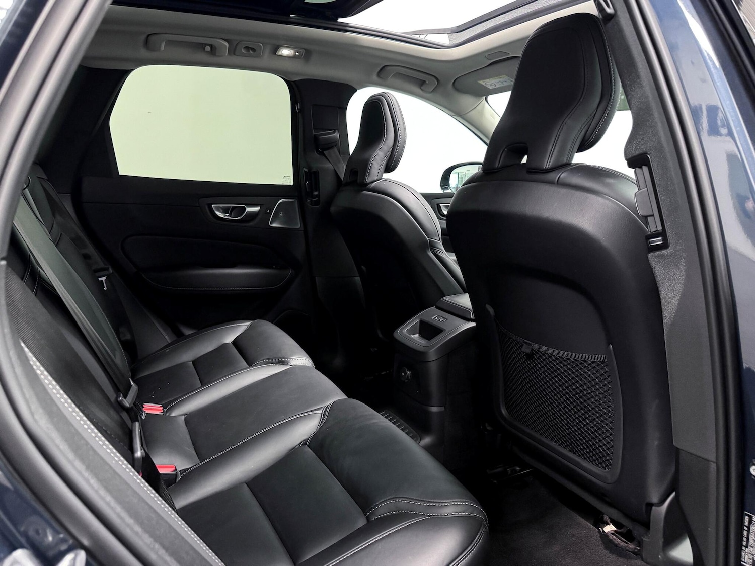 Used Volvo XC60 2023 for sale - 76200152: Photo 27