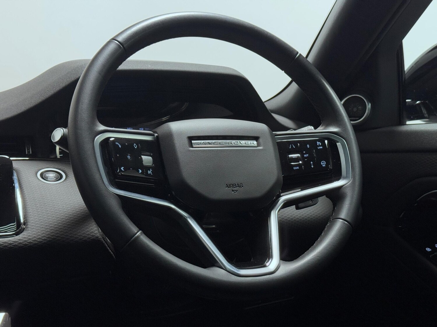 Used Land Rover Range Rover Evoque 2022 for sale - 76167359: Photo 38