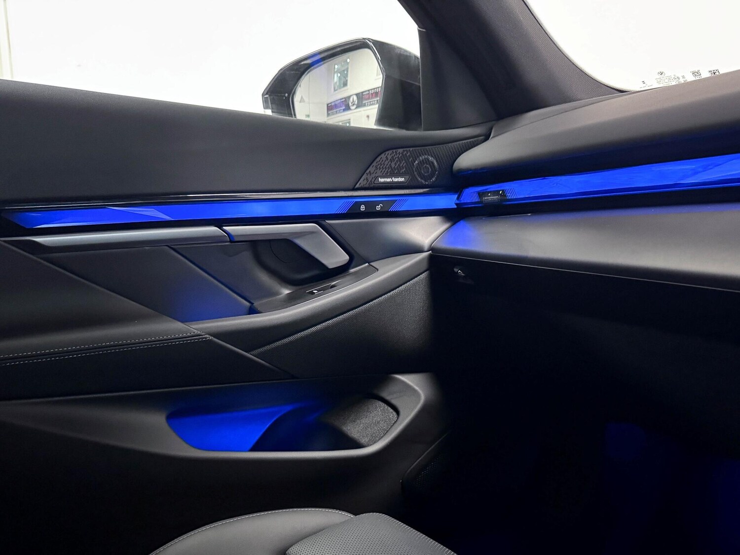 Used BMW i5 2025 for sale - 77130622: Photo 30