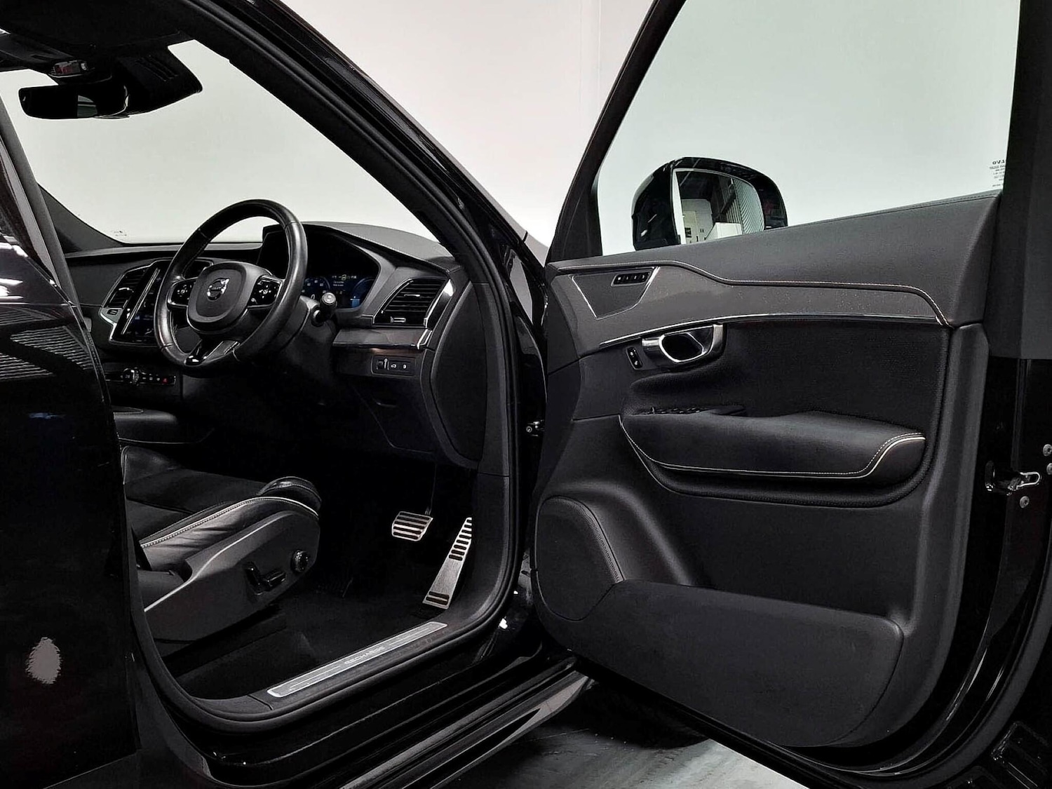 Used Volvo XC90 2020 for sale - 76359943: Photo 17