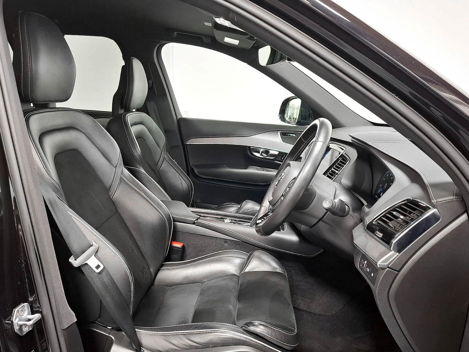 Used Volvo XC90 2020 for sale - 76359943: Photo 24