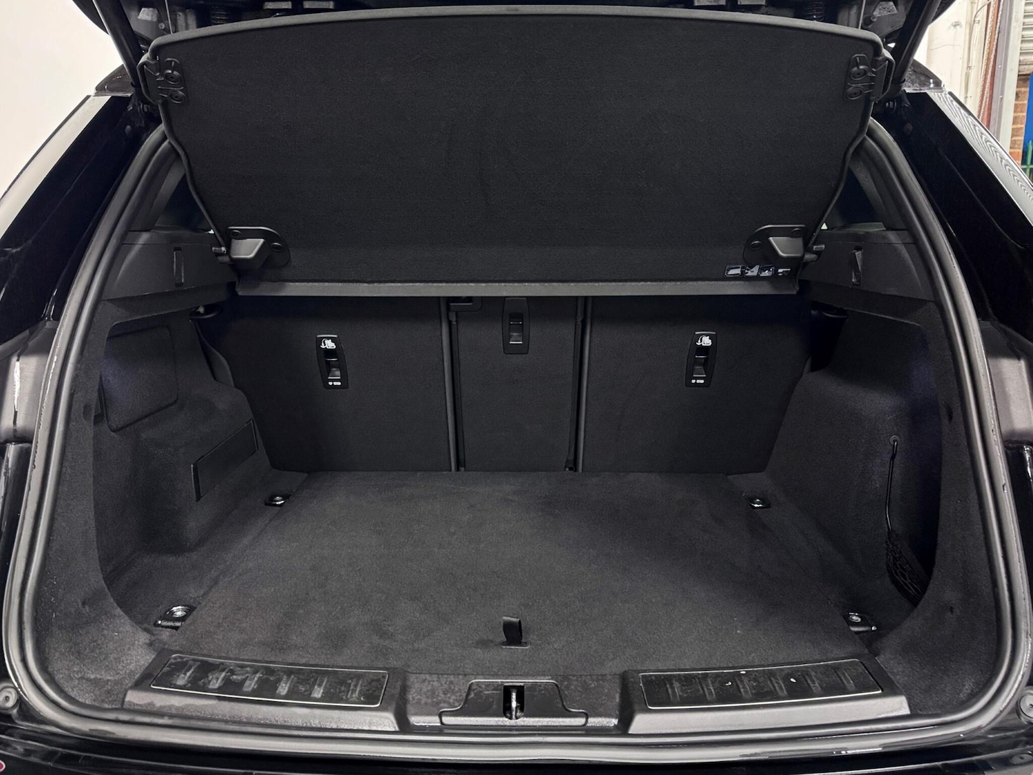 Used Land Rover Range Rover Evoque 2022 for sale - 76549911: Photo 12