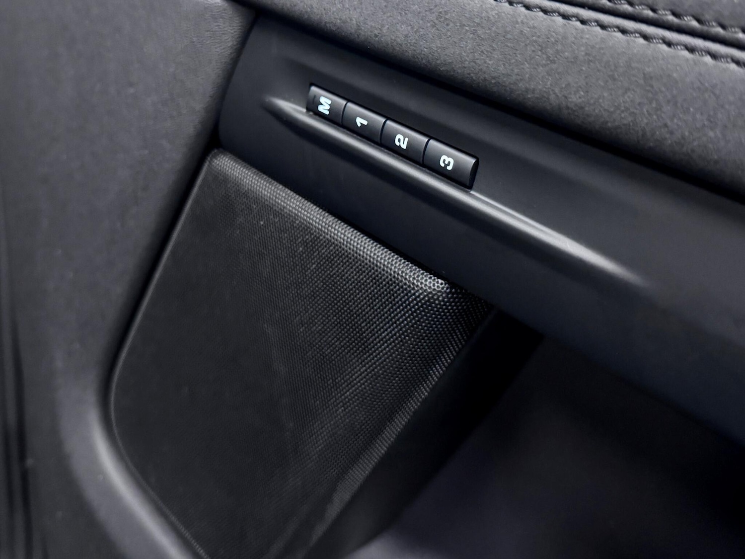 Used Land Rover Range Rover Evoque 2022 for sale - 76549911: Photo 18