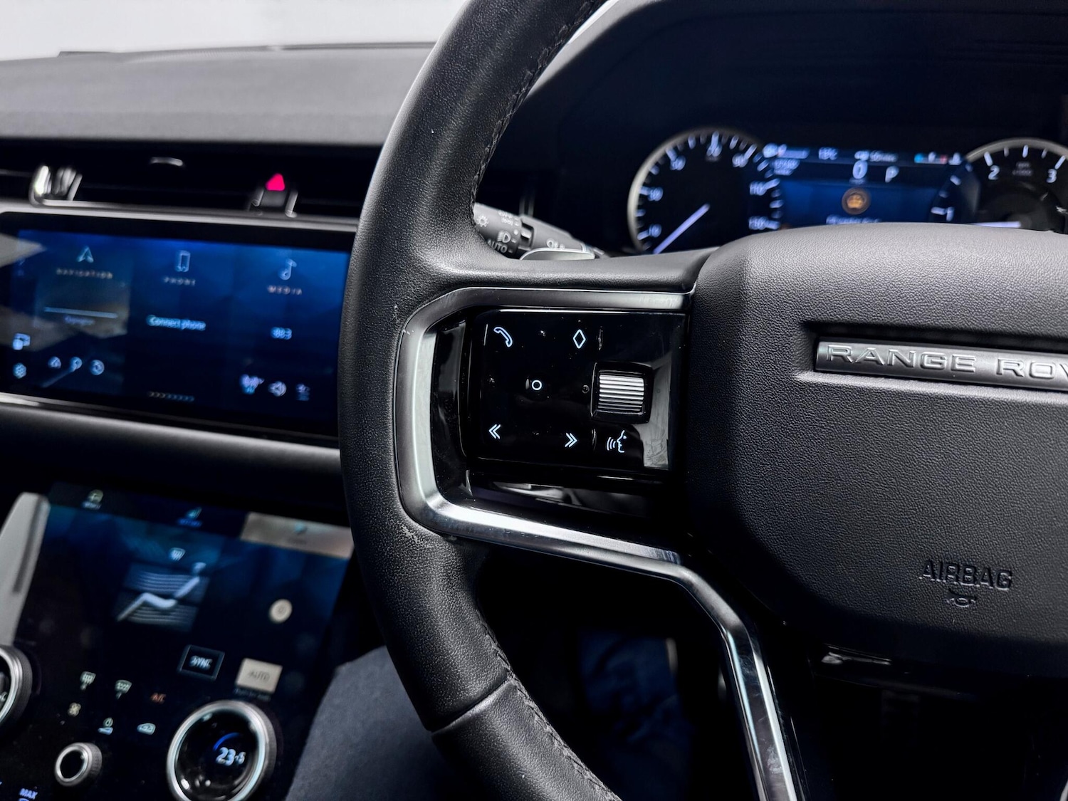 Used Land Rover Range Rover Evoque 2022 for sale - 76549911: Photo 29