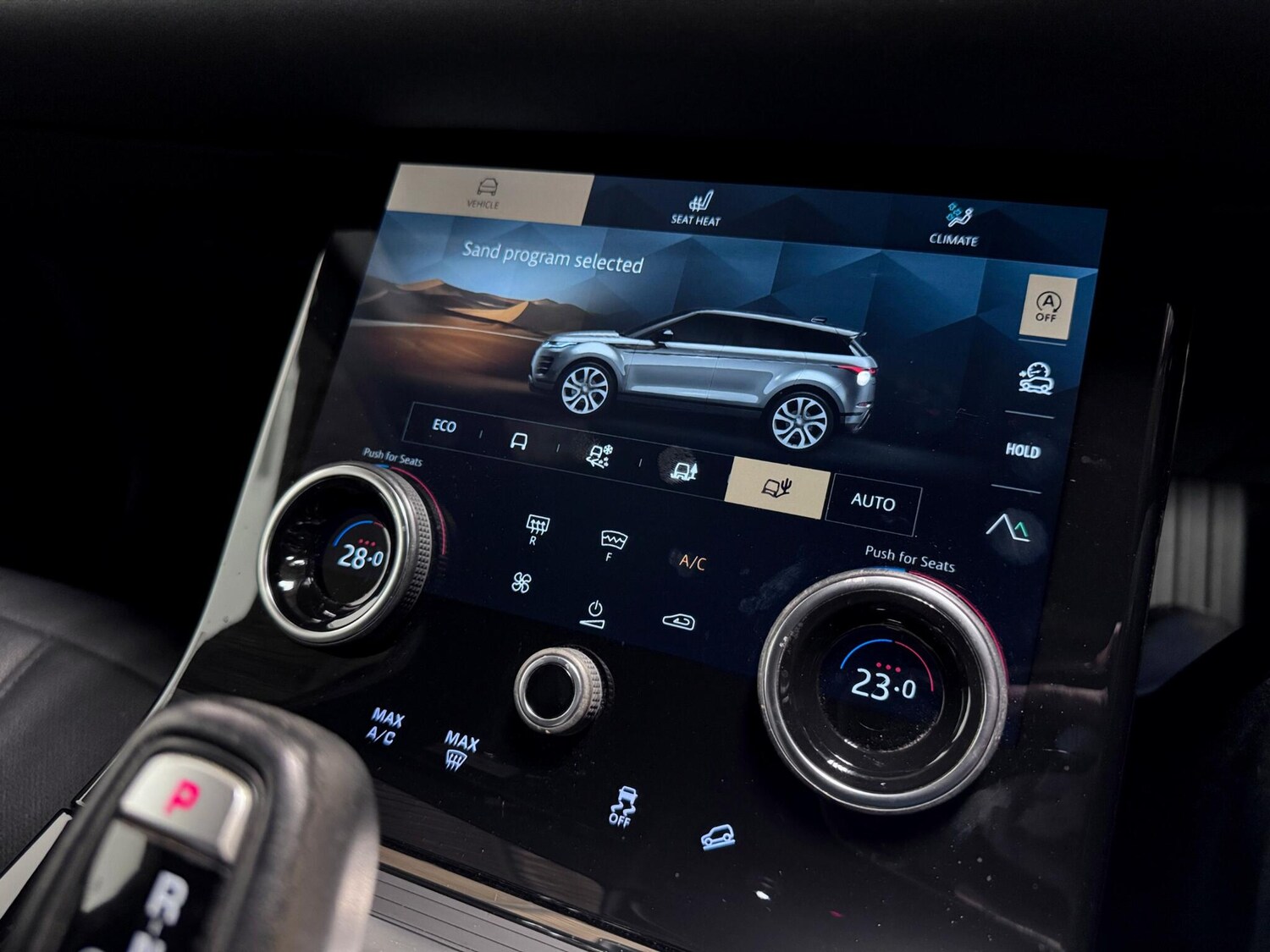 Used Land Rover Range Rover Evoque 2022 for sale - 76549911: Photo 41