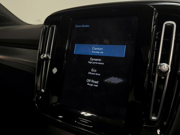 Used Volvo XC40 2021 for sale - 76200464: Photo 48