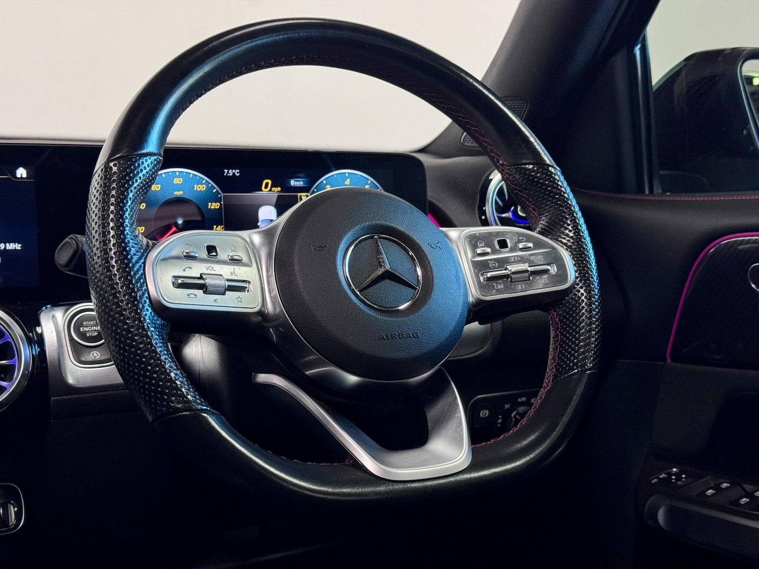 Used Mercedes-Benz GLB 2022 for sale - 76658339: Photo 33