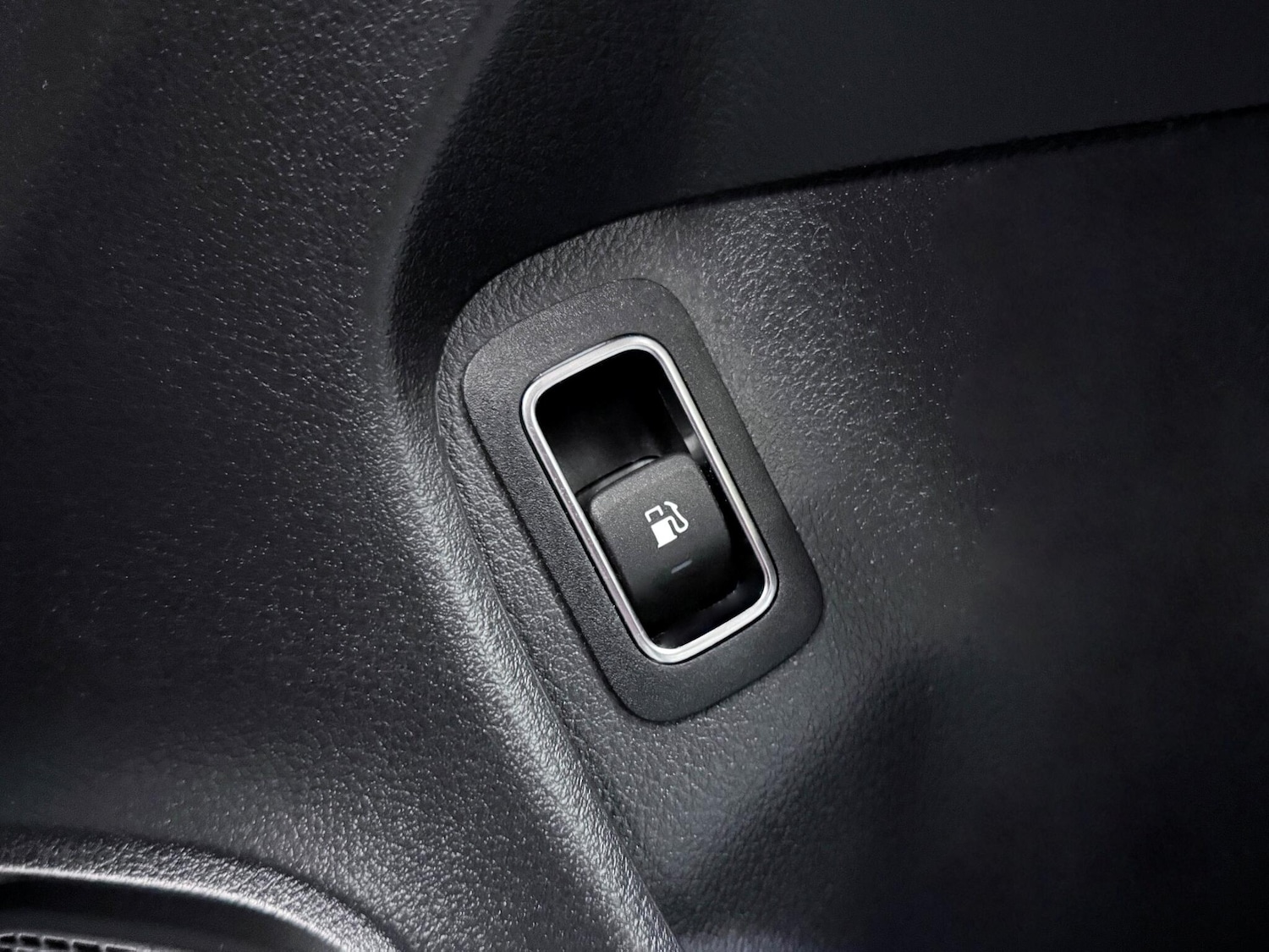 Used Mercedes-Benz CLA 2021 for sale - 76887440: Photo 17