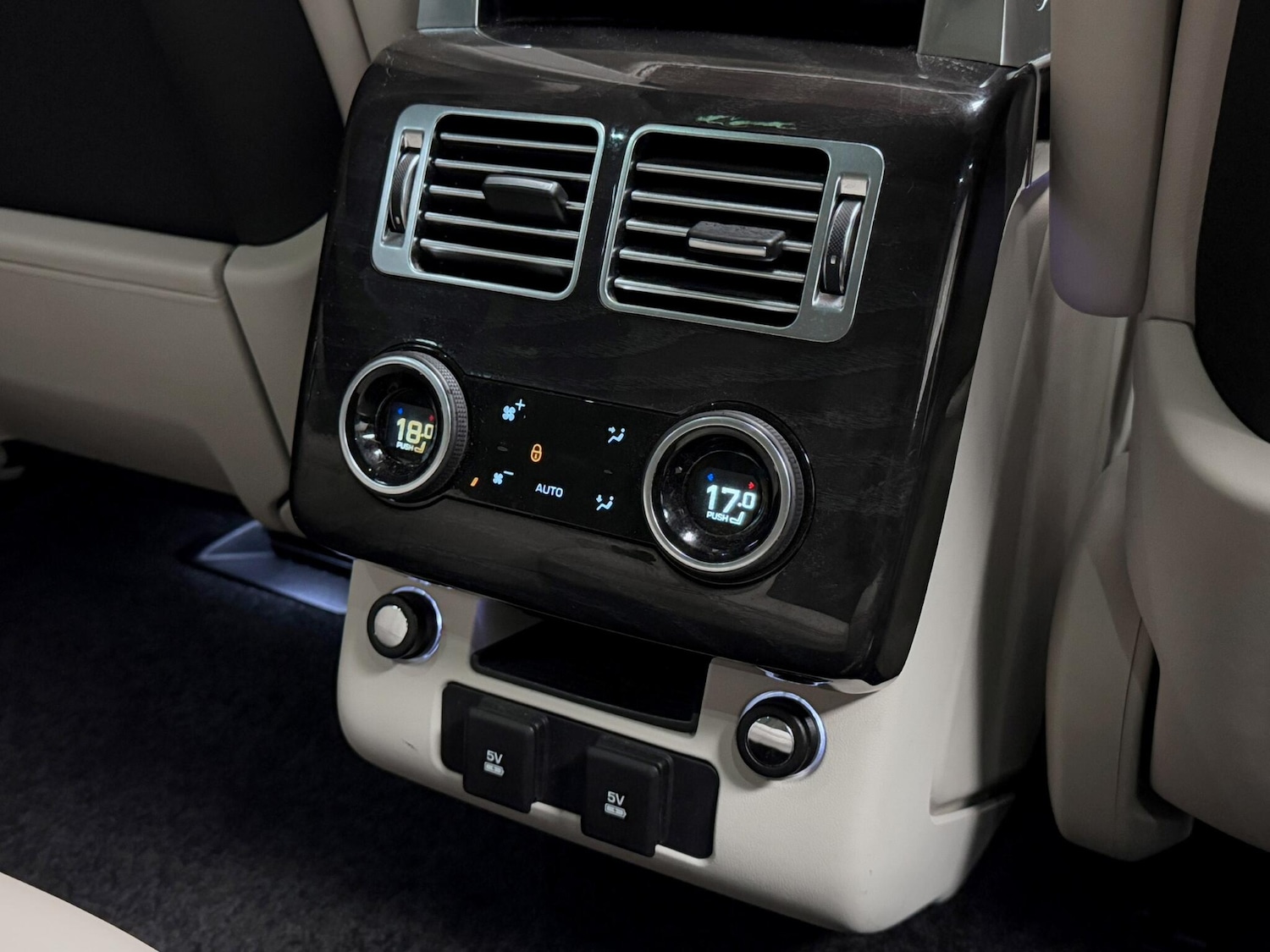 Used Land Rover Range Rover 2018 for sale - 76361491: Photo 33