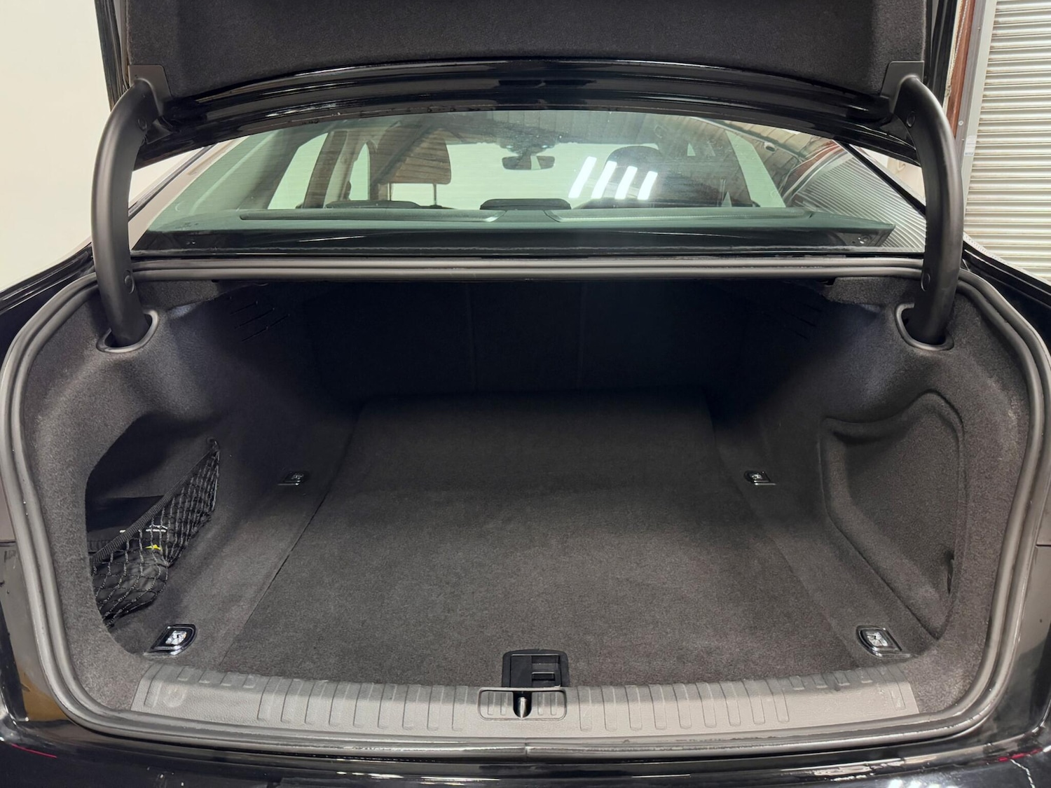 Used Audi A6 Saloon for sale - 76728829: Photo 12