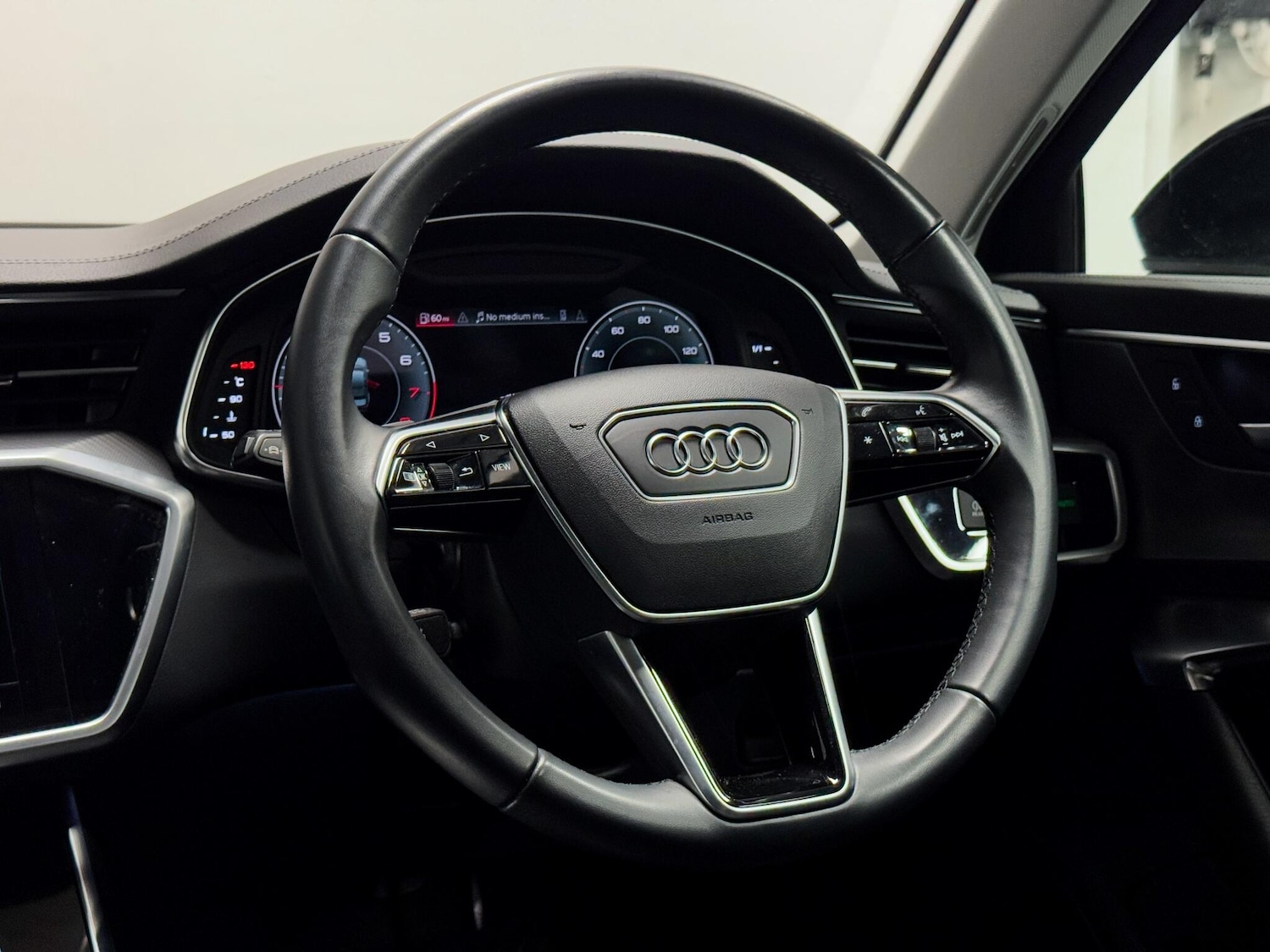 Used Audi A6 Saloon for sale - 76728829: Photo 32