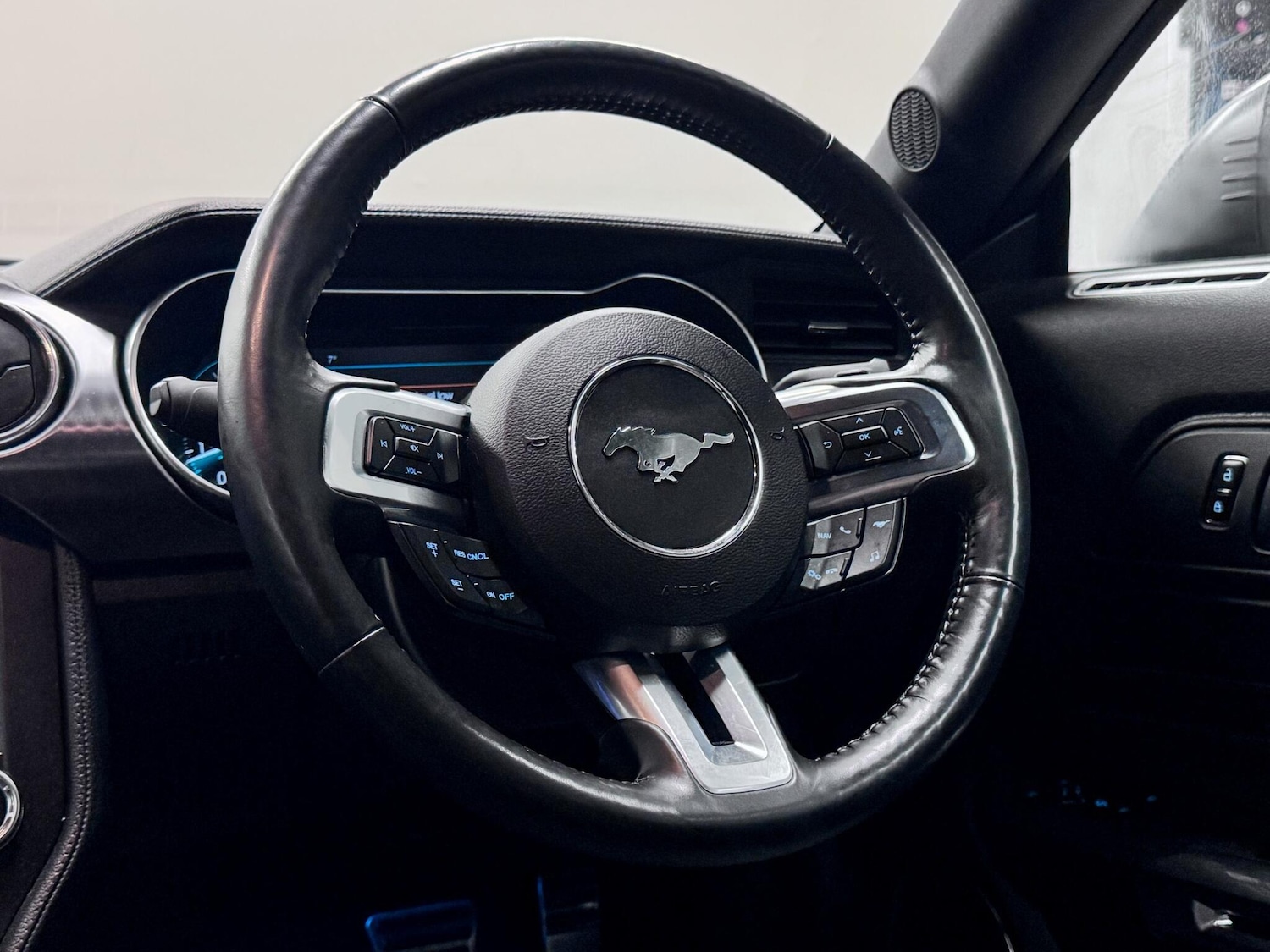 Used Ford Mustang 2022 for sale - 77537655: Photo 31