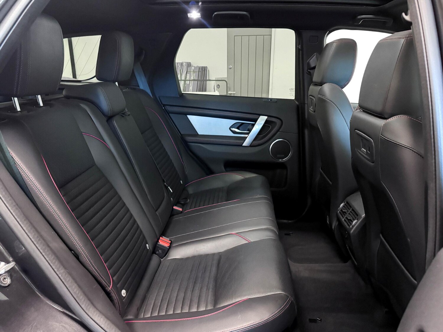 Used Land Rover Discovery Sport 2022 for sale - 76772080: Photo 24