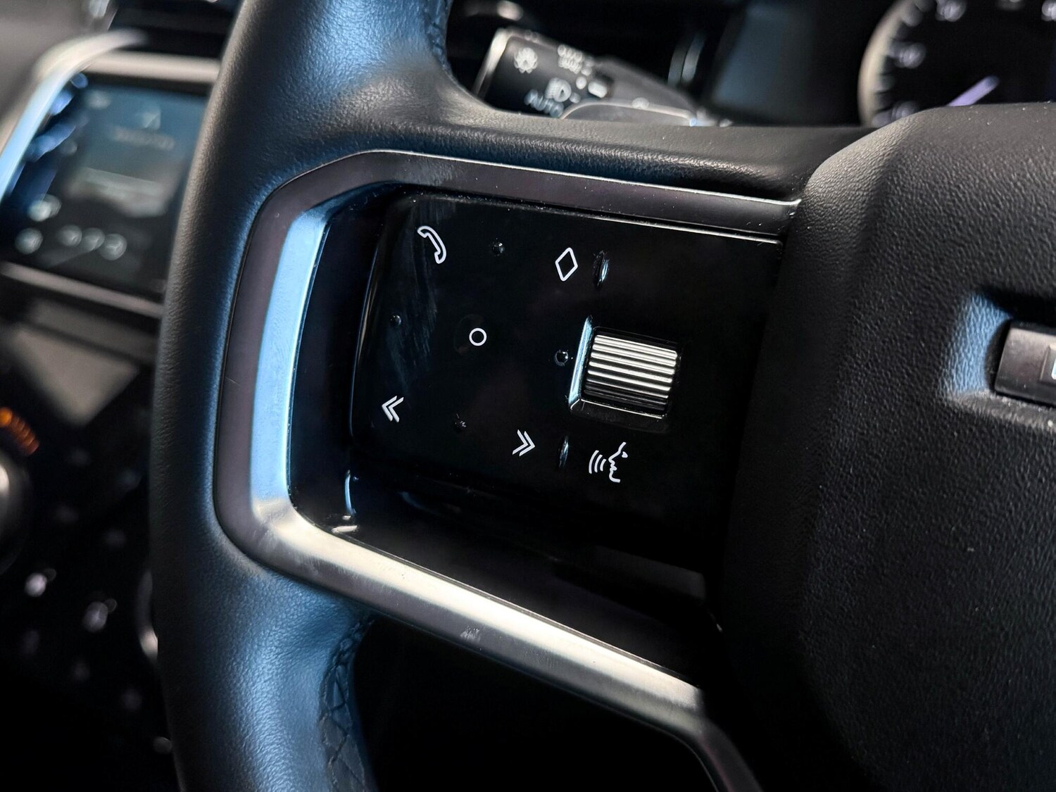 Used Land Rover Discovery Sport 2022 for sale - 76772080: Photo 39