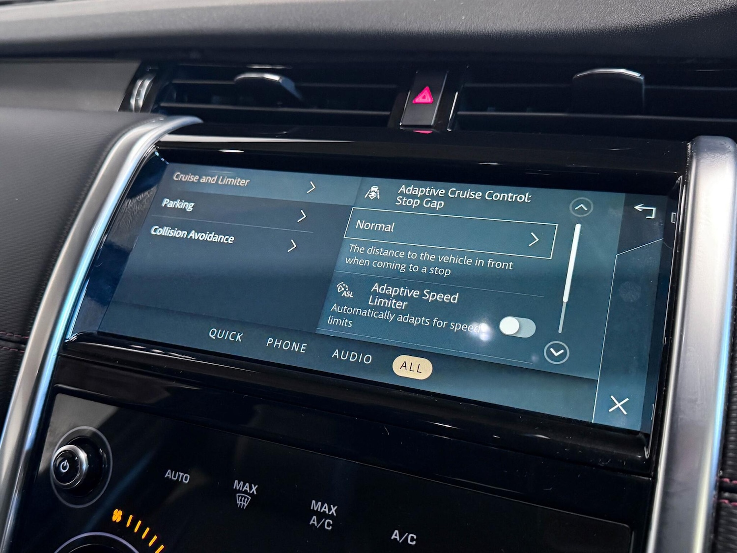 Used Land Rover Discovery Sport 2022 for sale - 76772080: Photo 47