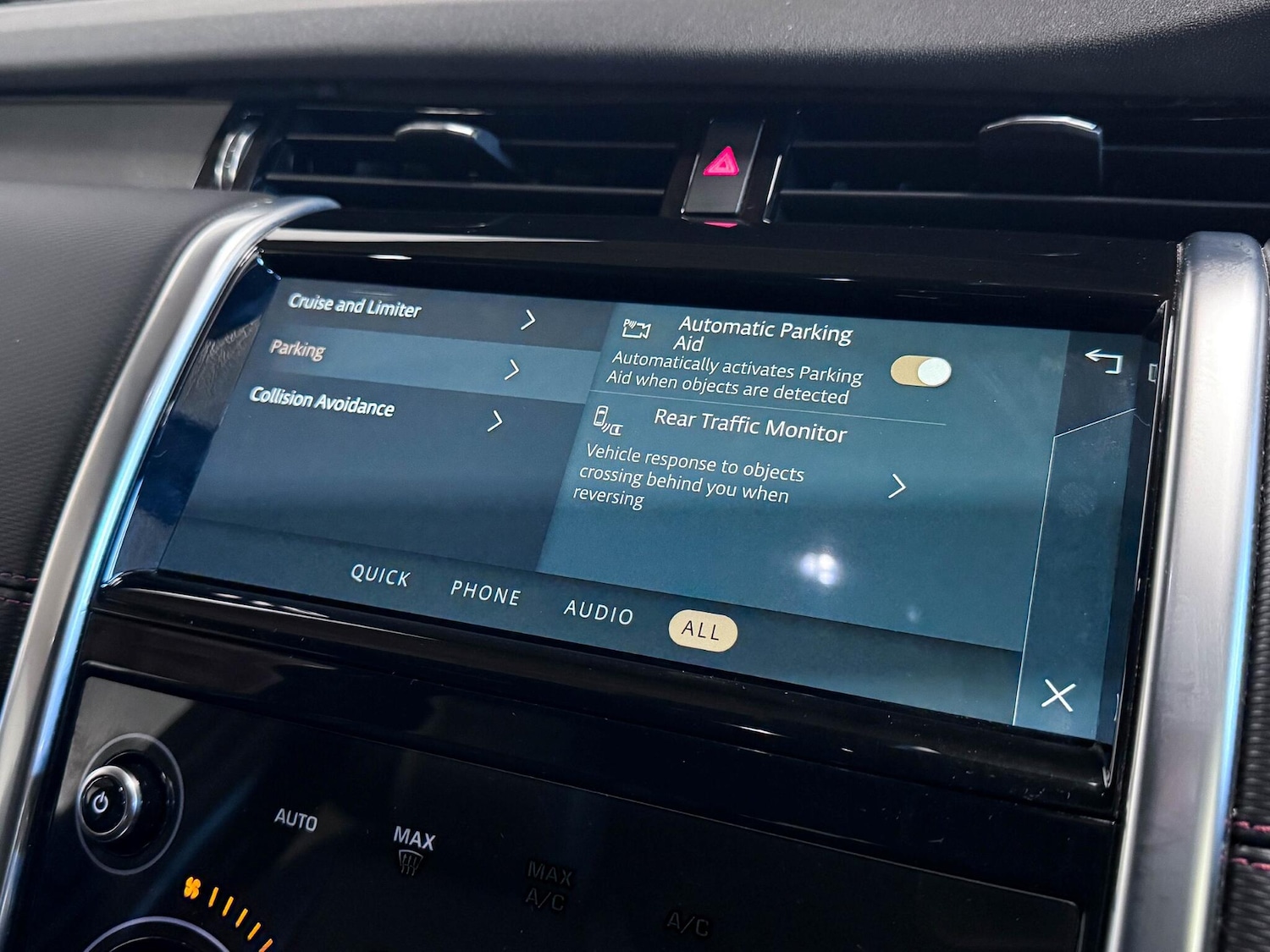 Used Land Rover Discovery Sport 2022 for sale - 76772080: Photo 49