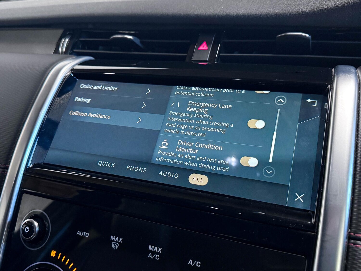 Used Land Rover Discovery Sport 2022 for sale - 76772080: Photo 51