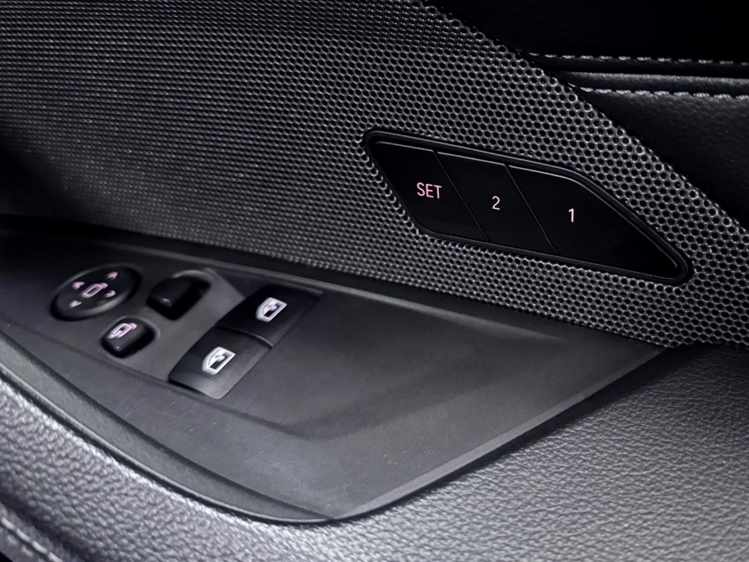 Used BMW 4 Series 2022 for sale - 76688807: Photo 17