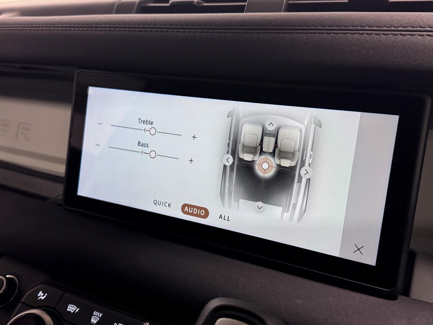 Used Land Rover Defender 90 2021 for sale - 76689565: Photo 42