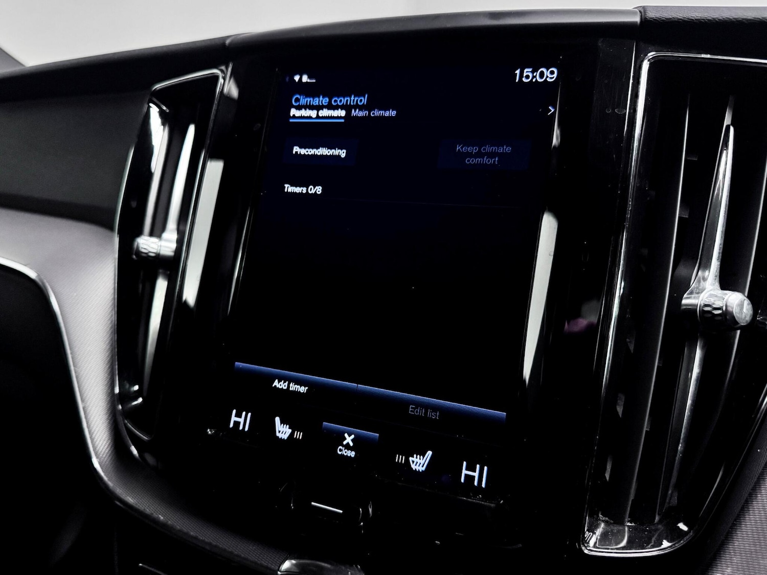 Used Volvo XC60 2021 for sale - 77574849: Photo 45