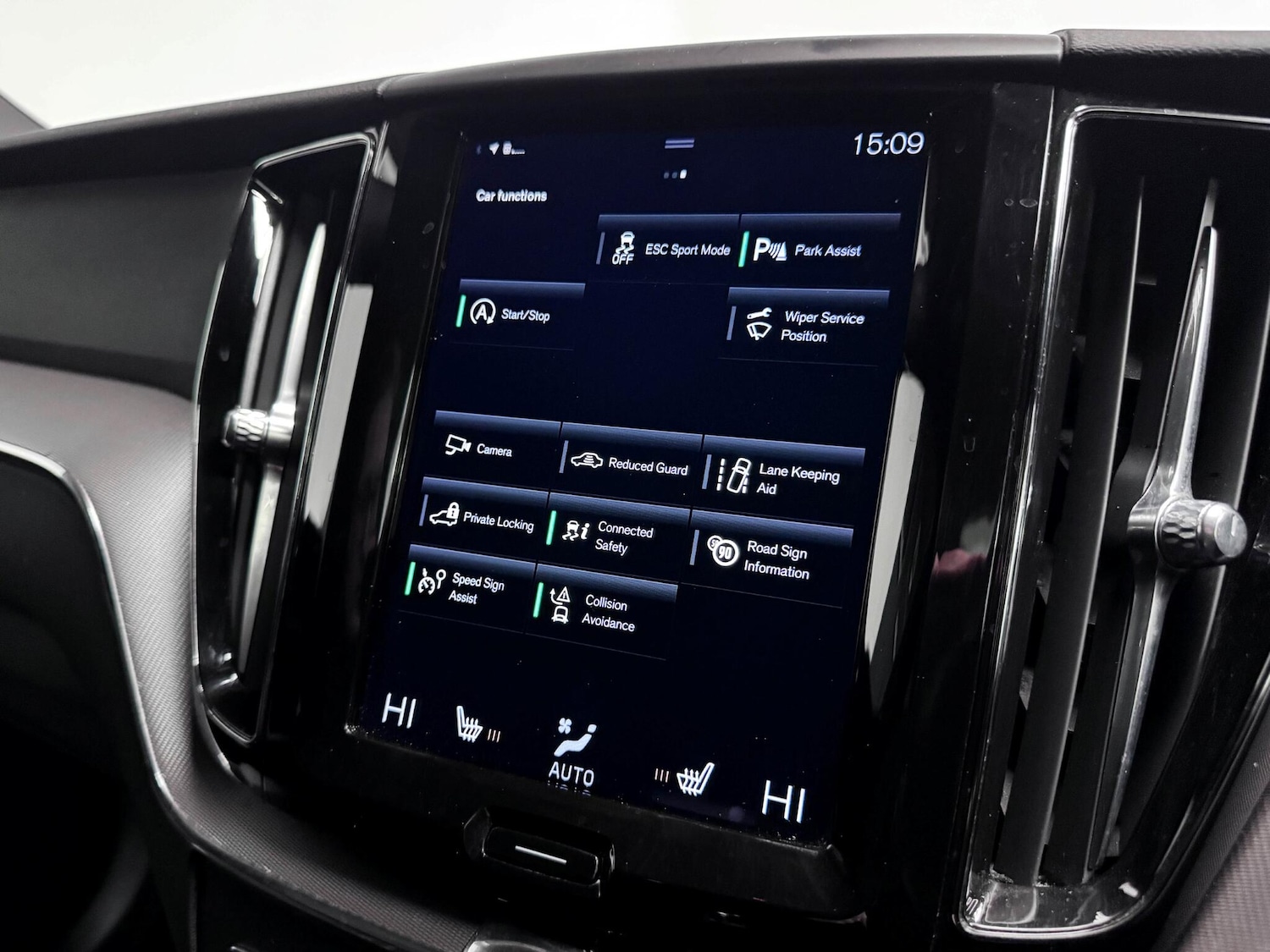 Used Volvo XC60 2021 for sale - 77574849: Photo 46