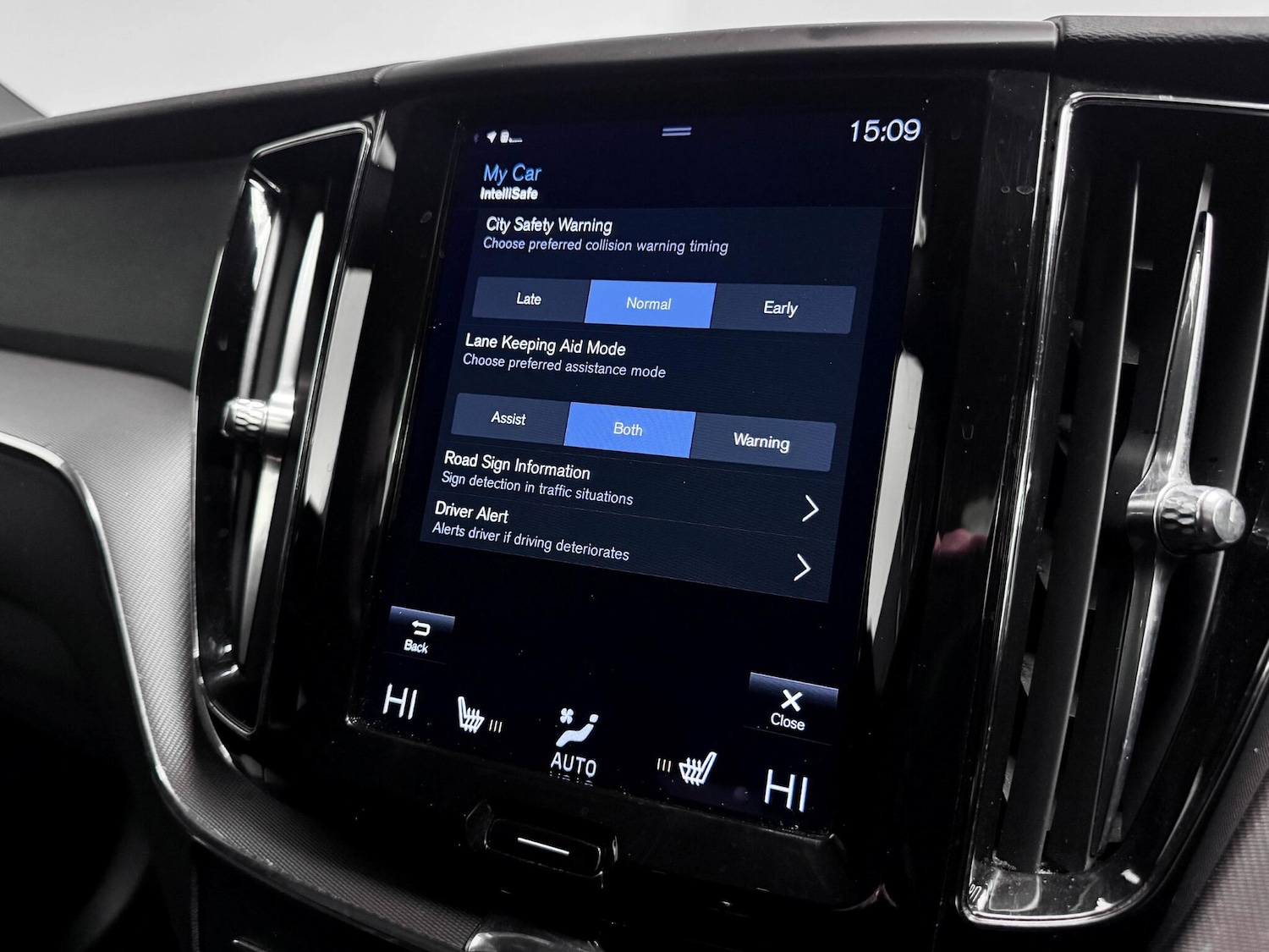 Used Volvo XC60 2021 for sale - 77574849: Photo 47