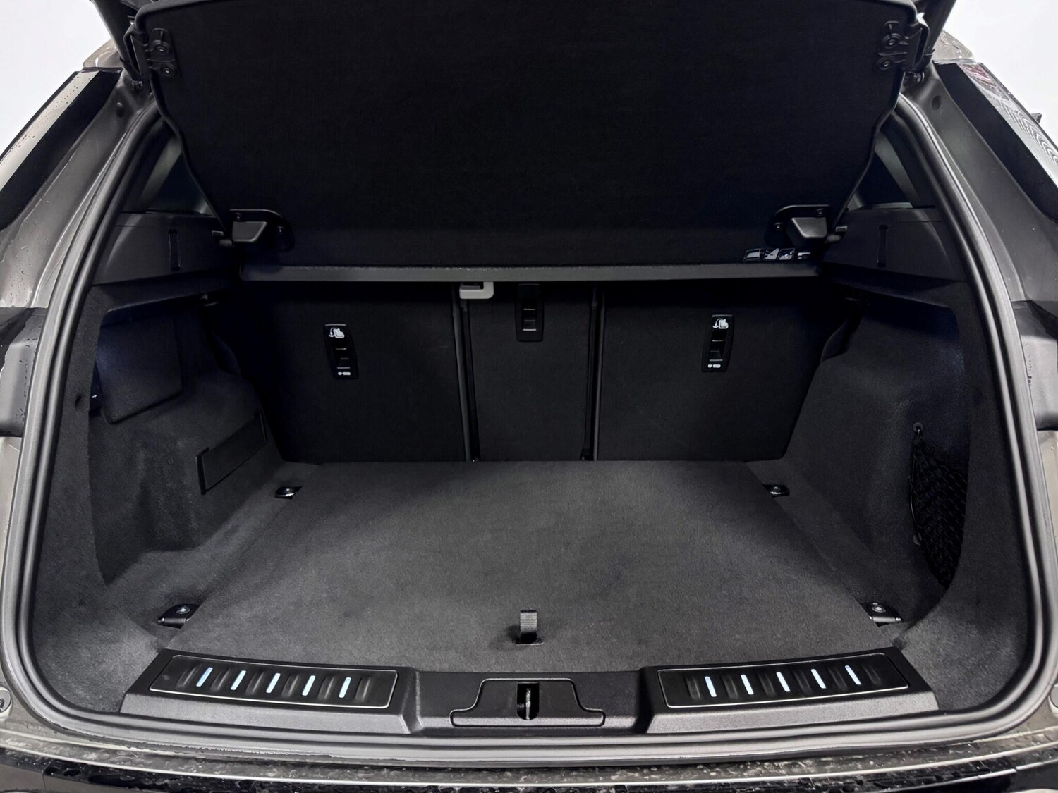 Used Land Rover Range Rover Evoque 2021 for sale - 77331657: Photo 12