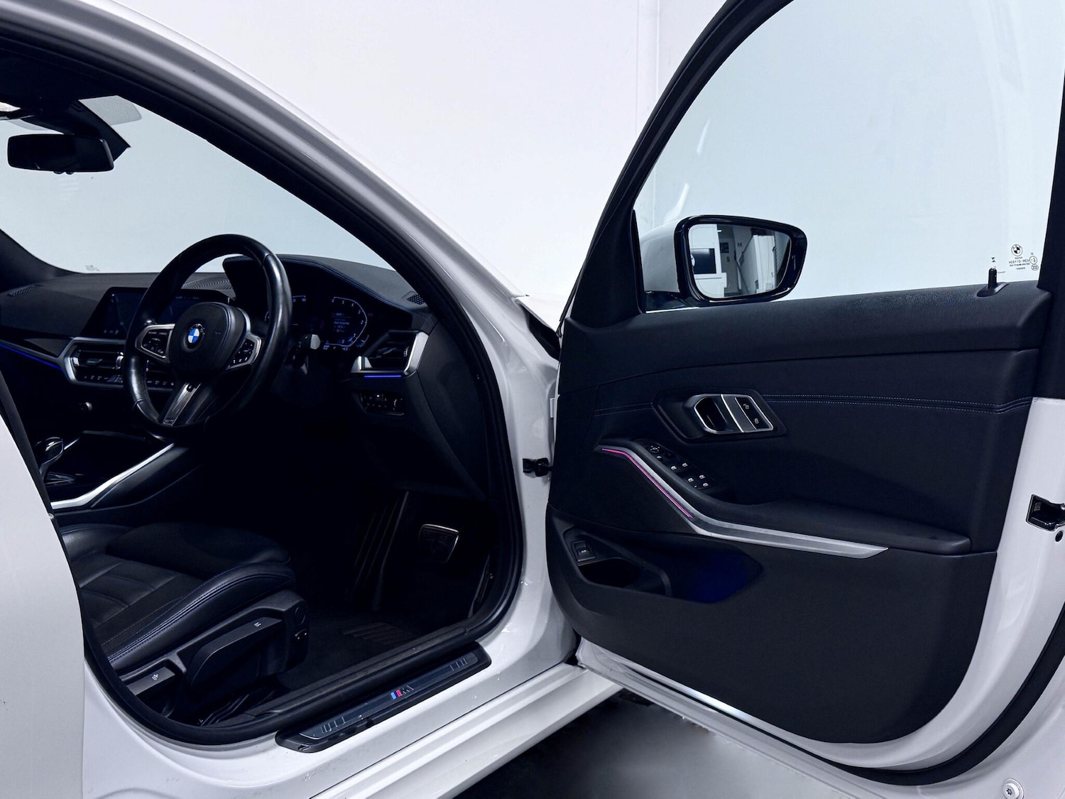 Used BMW 3 Series 2022 for sale - 77029667: Photo 14