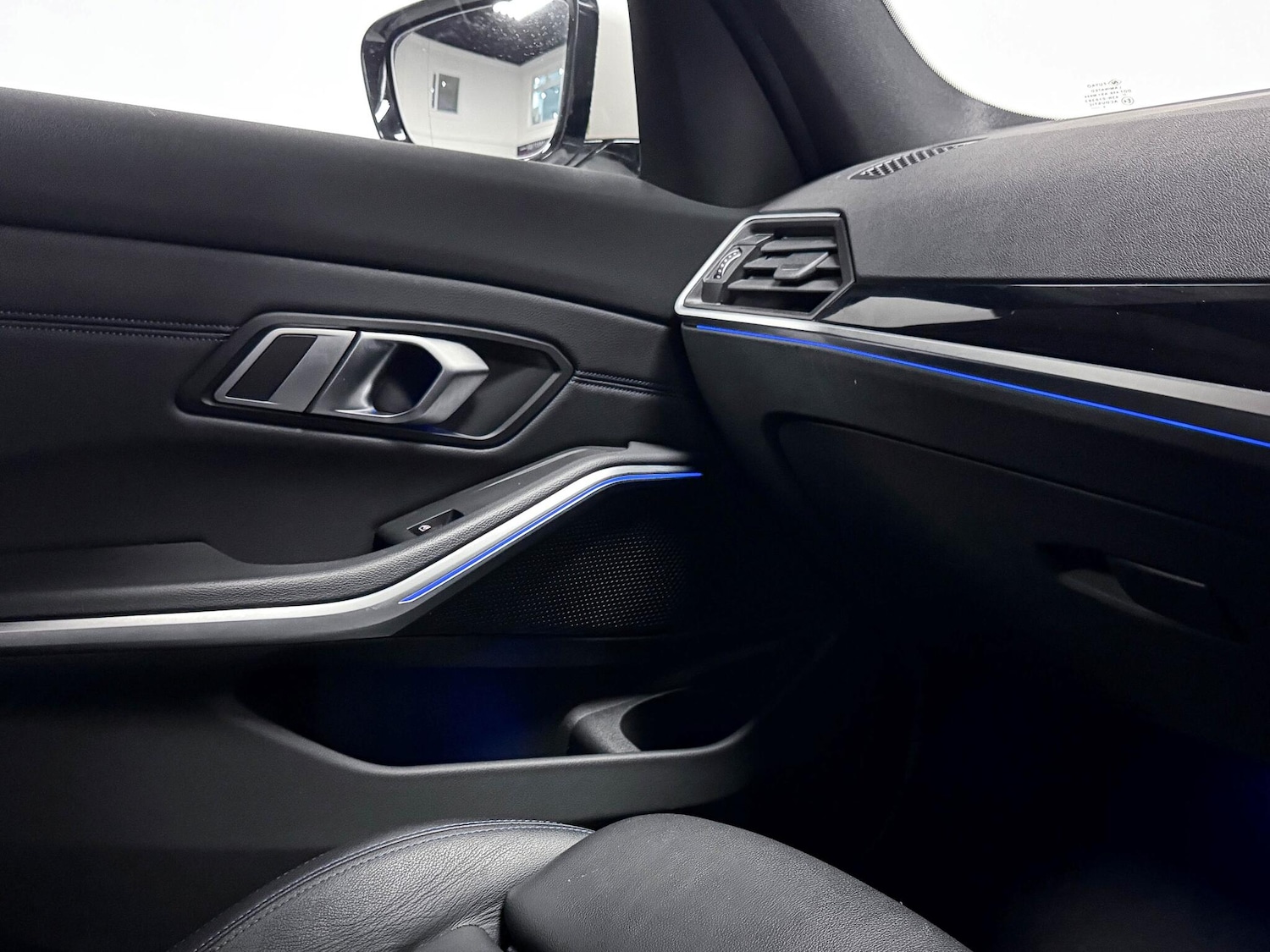 Used BMW 3 Series 2022 for sale - 77029667: Photo 23