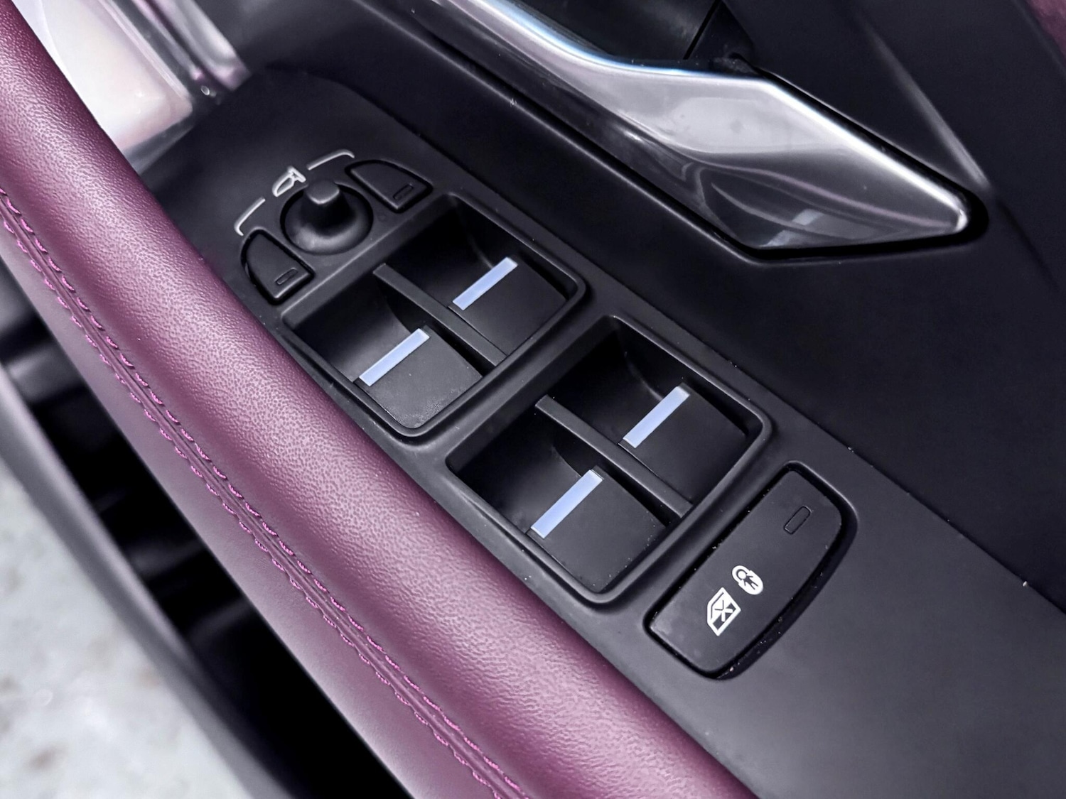 Used Jaguar E-Pace 2022 for sale - 76839777: Photo 17