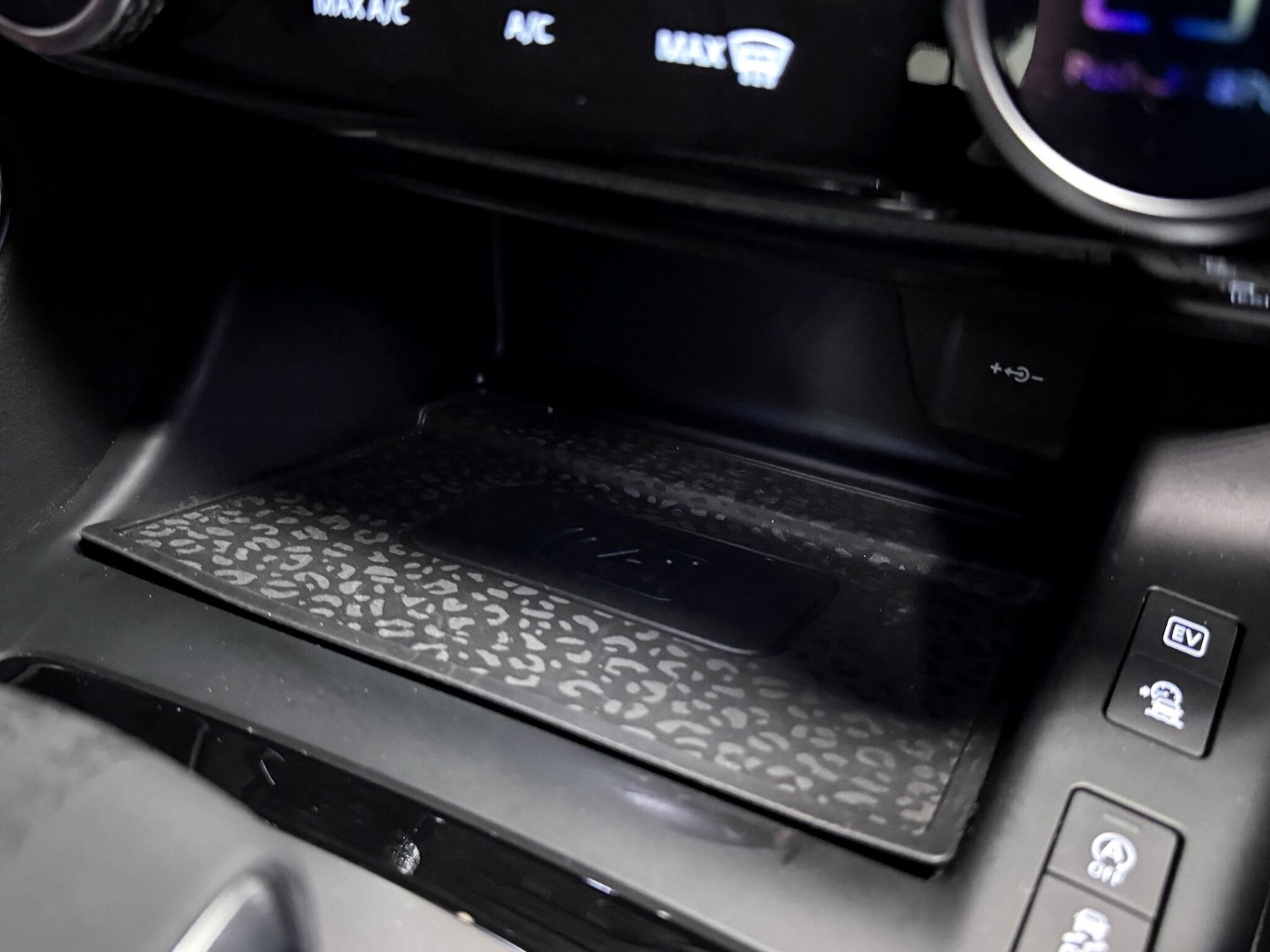 Used Jaguar E-Pace 2022 for sale - 76839777: Photo 33