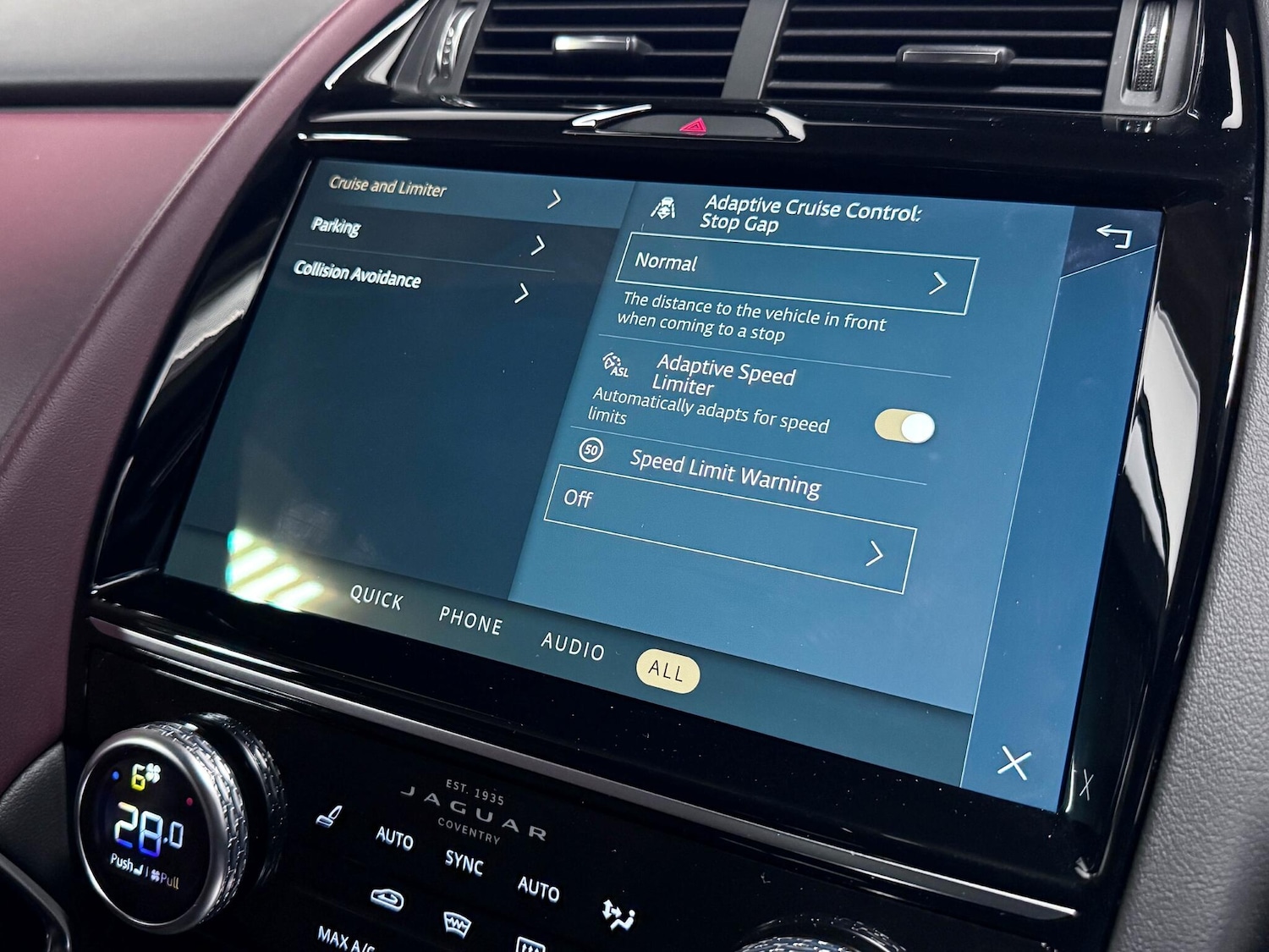 Used Jaguar E-Pace 2022 for sale - 76839777: Photo 45