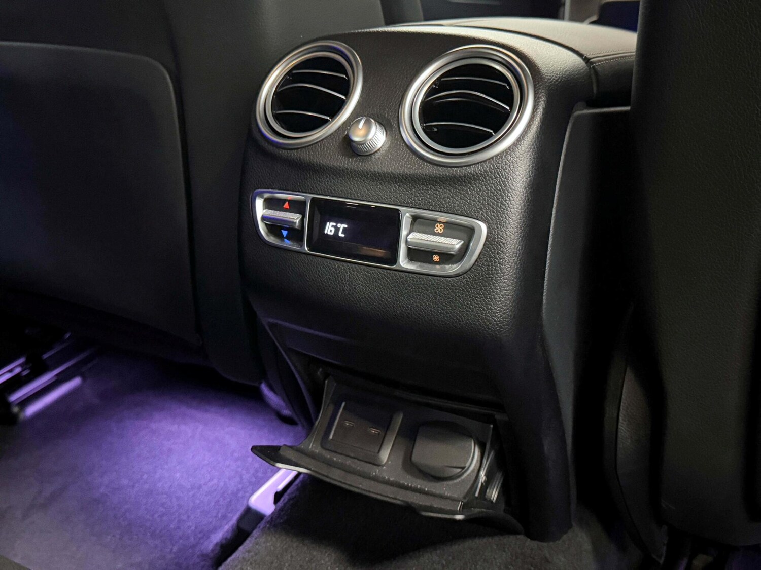 Used Mercedes-Benz GLC 2022 for sale - 75904564: Photo 29