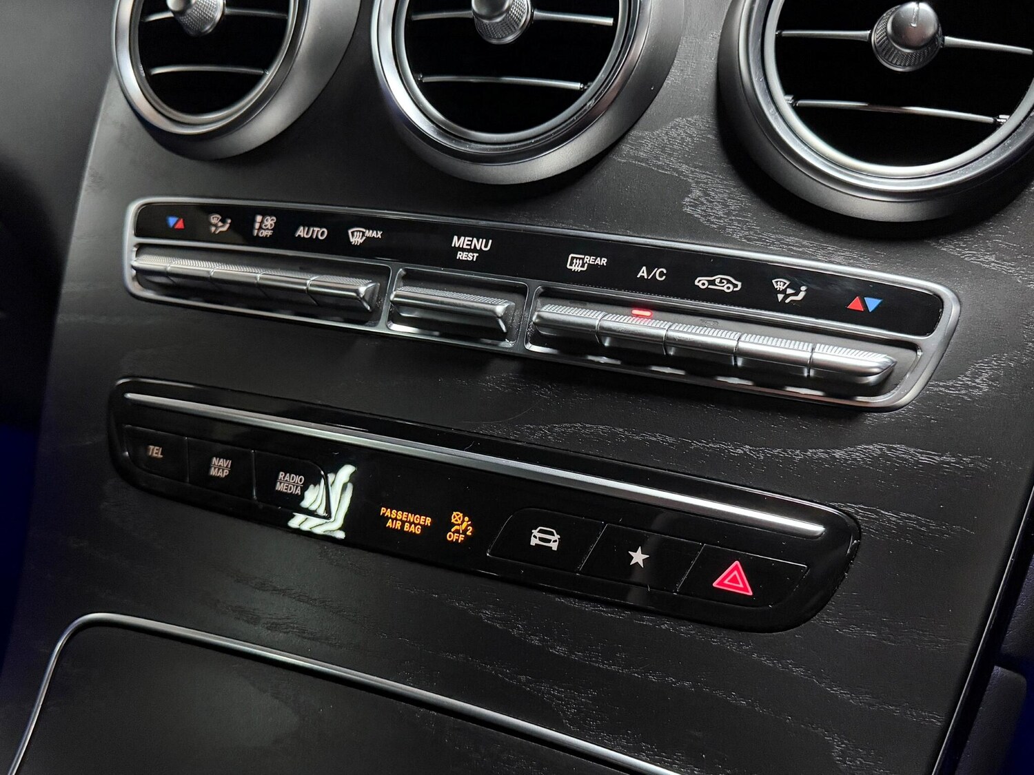 Used Mercedes-Benz GLC 2022 for sale - 75904564: Photo 36