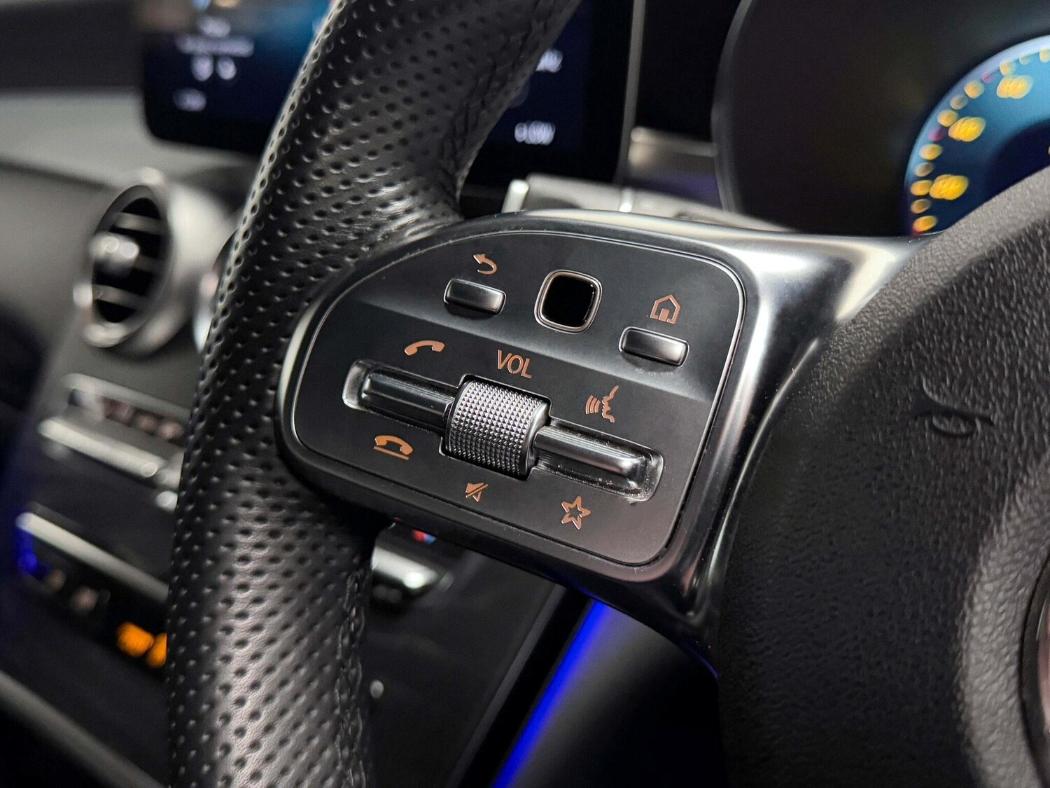 Used Mercedes-Benz GLC 2022 for sale - 75904564: Photo 39