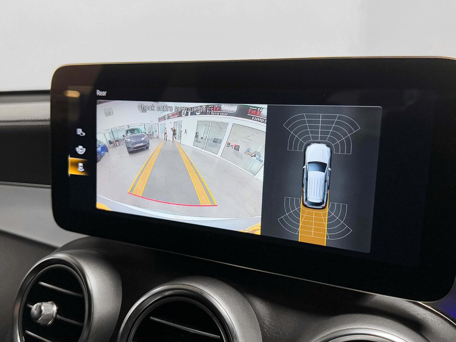 Used Mercedes-Benz GLC 2022 for sale - 75904564: Photo 47