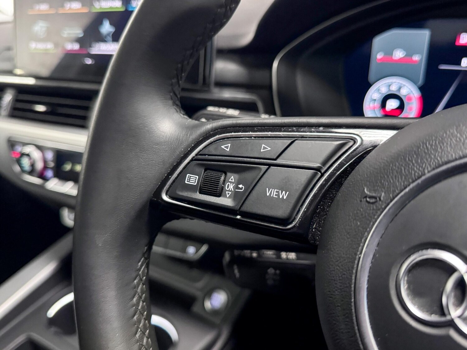 Used Audi A4 Avant 2022 for sale - 76714305: Photo 33