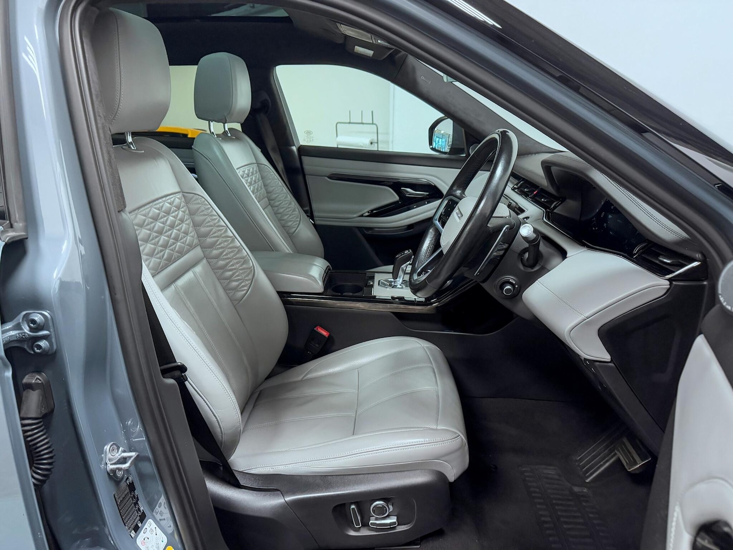 Used Land Rover Range Rover Evoque 2021 for sale - 76423671: Photo 24