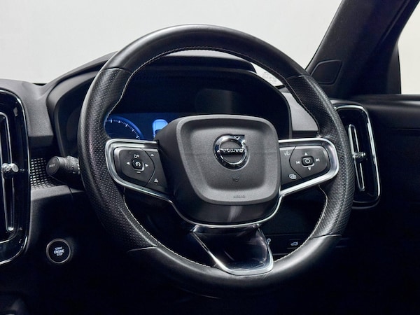 Used Volvo XC40 2021 for sale - 74861575: Photo 29