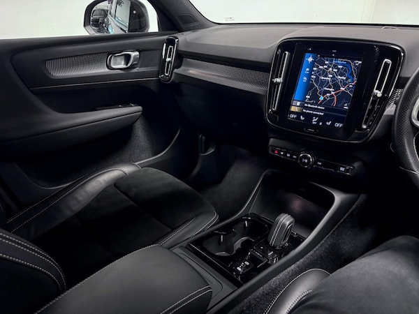 Used Volvo XC40 2021 for sale - 74861575: Photo 36