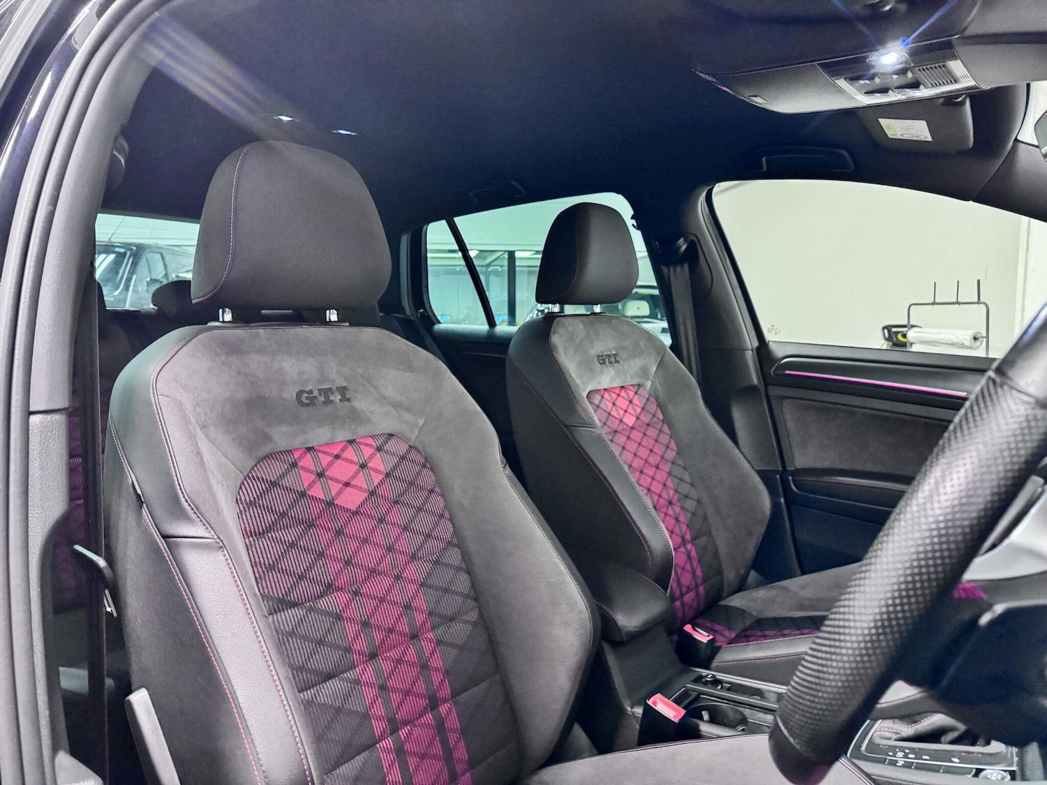 Used Volkswagen Golf 2019 for sale - 77331469: Photo 21