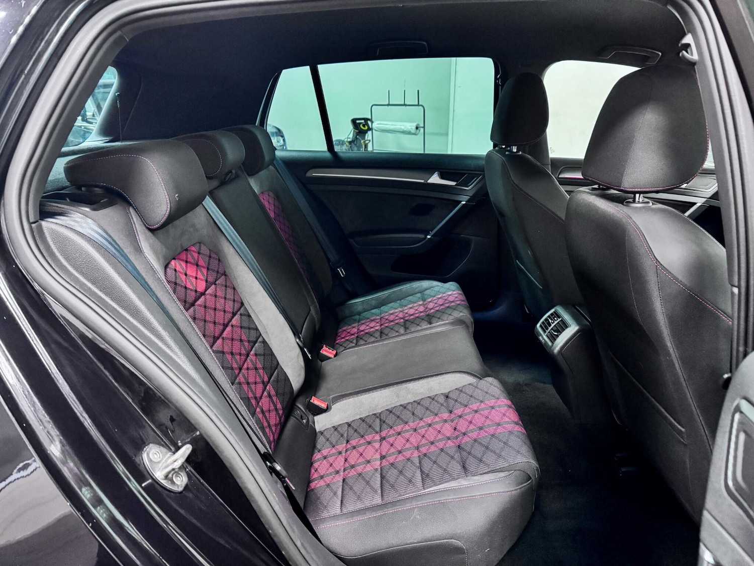 Used Volkswagen Golf 2019 for sale - 77331469: Photo 22