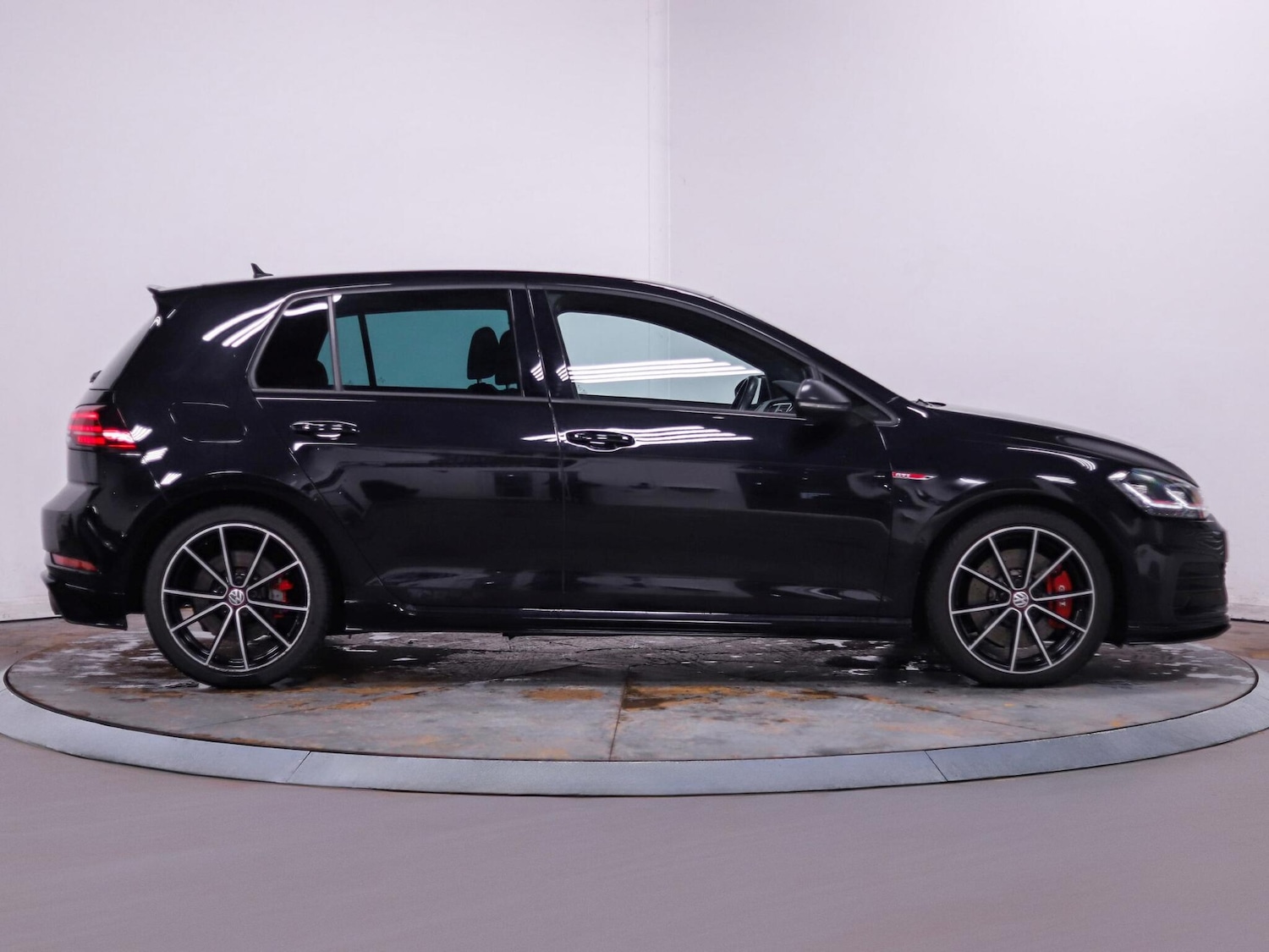 Used Volkswagen Golf 2019 for sale - 77331469: Photo 9